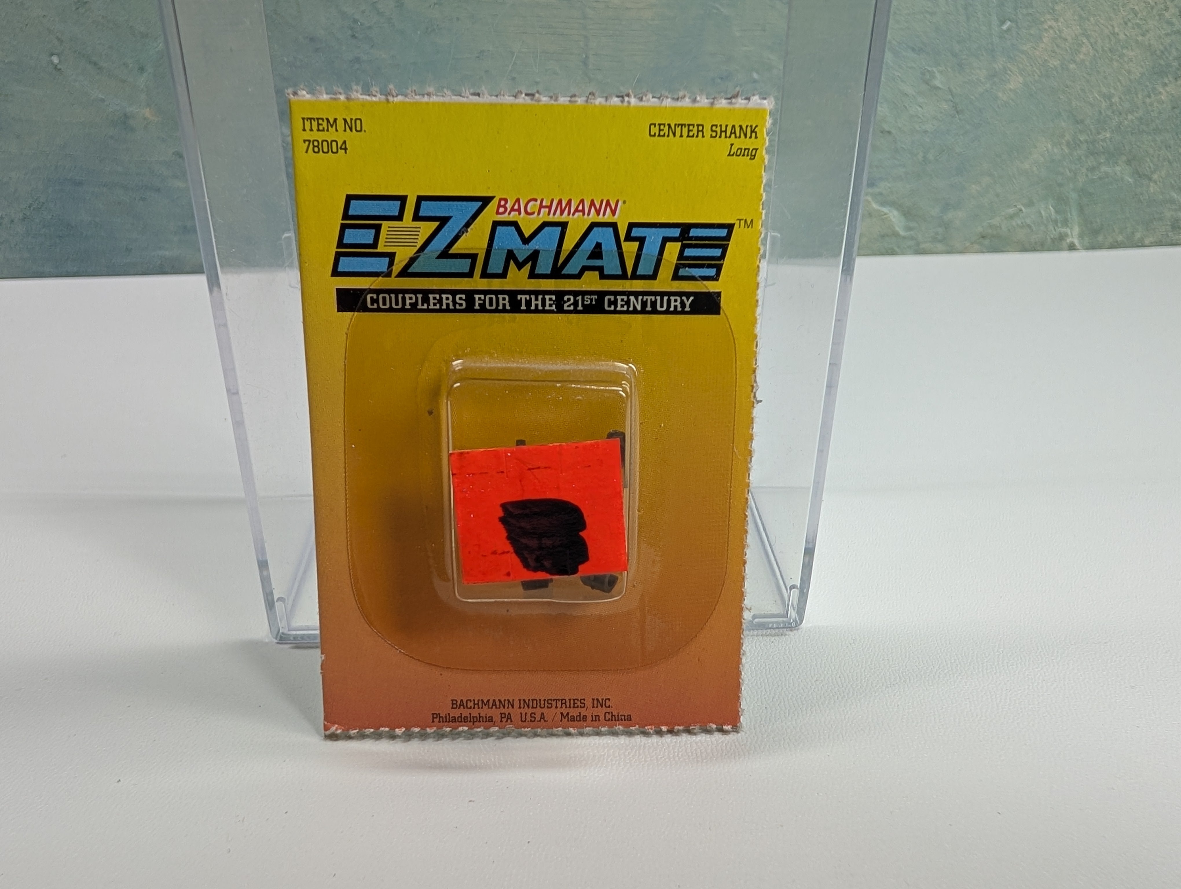 Bachmann 78004 HO Scale Center Shank, Long E-Z Mate Couplers (2 pcs)