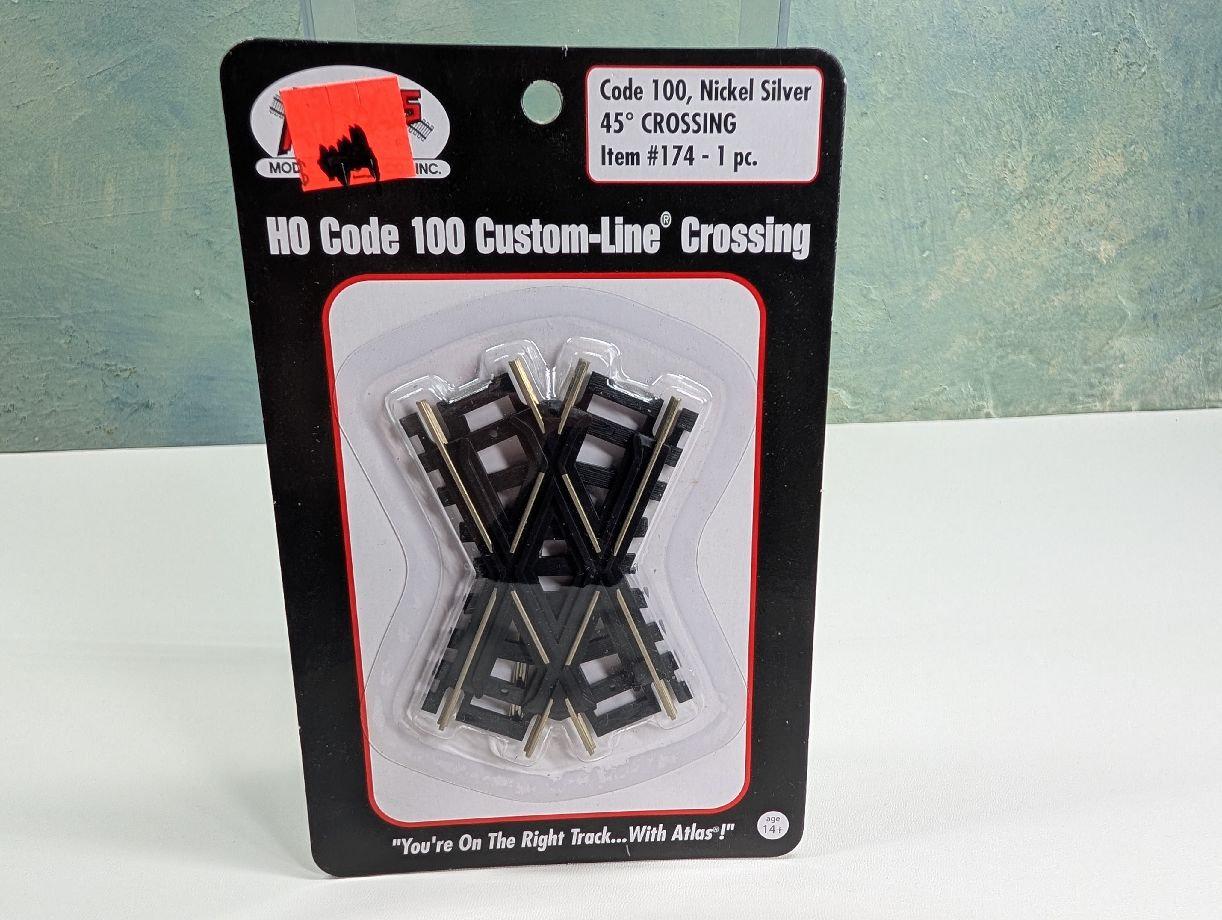 Atlas 174 HO Scale 45 Degree Crossing, Code 100 Custom-Line
