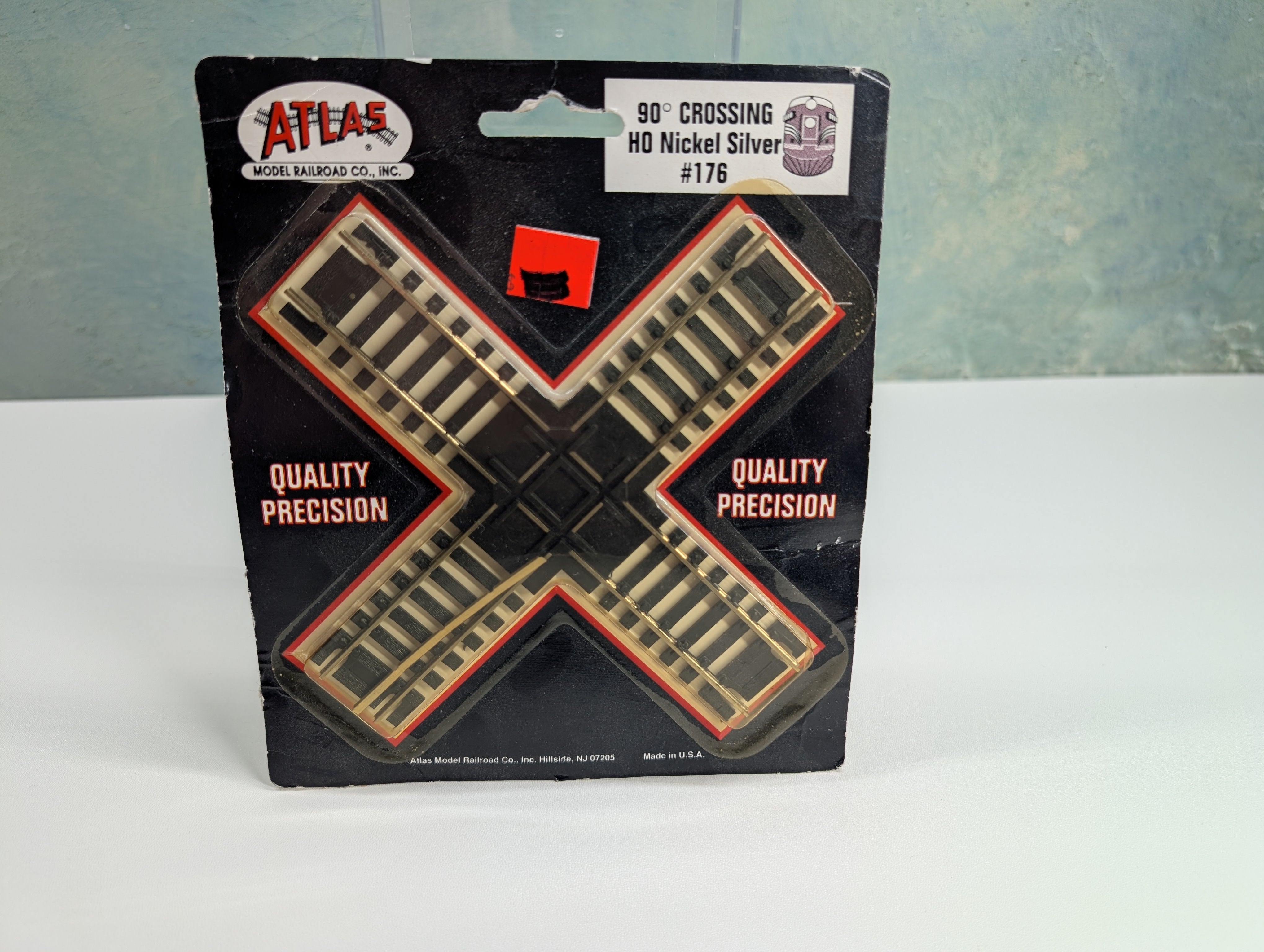 Atlas 176 HO Scale 90 Degree Crossing, Code 100, Custom-Line