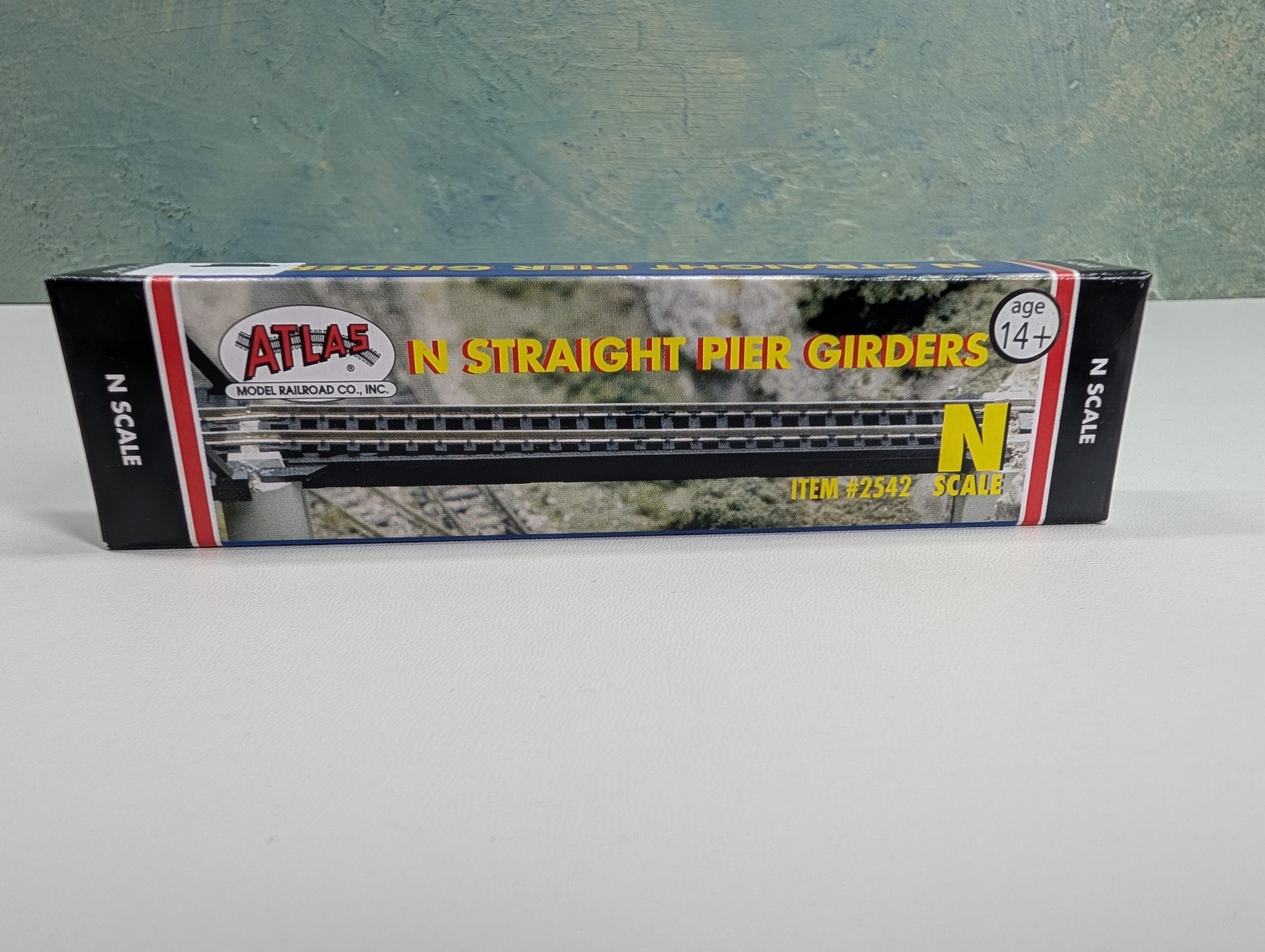 Atlas 2542 N Scale Straight Pier Girders (4 pcs)
