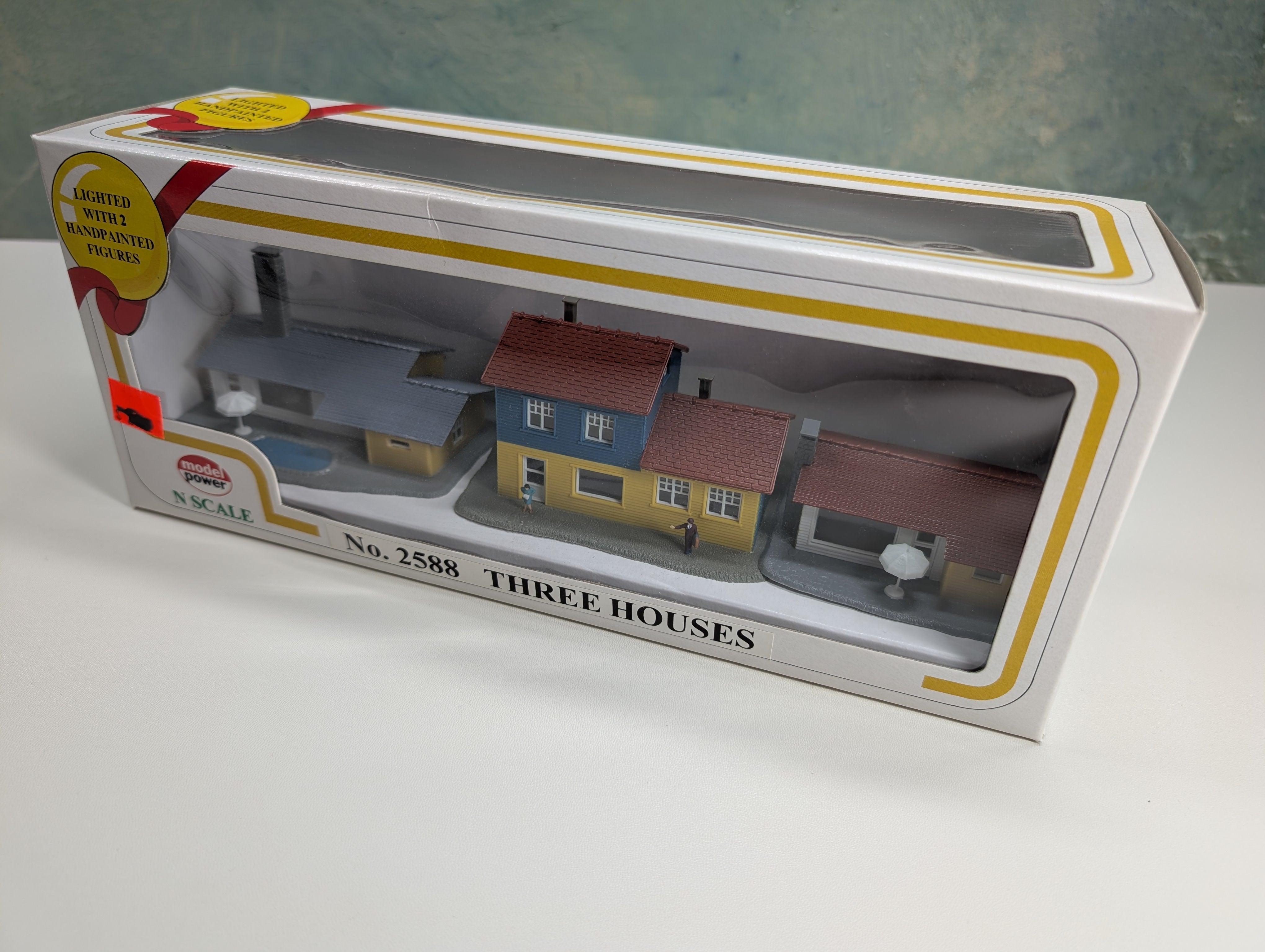 Model Power 2588 N Scale Three Houses