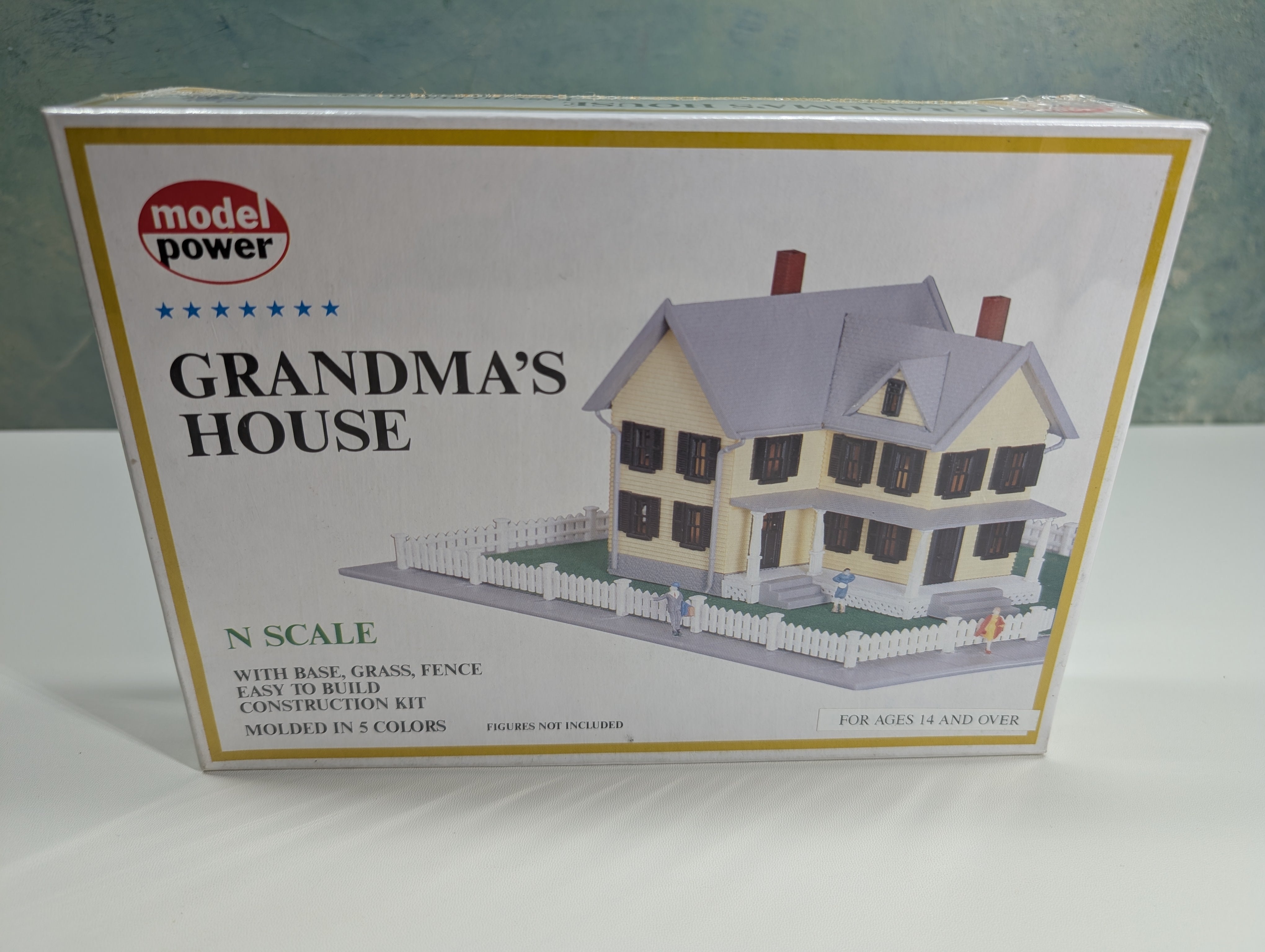 Model Power 1556 N Scale Grandma's House (Sealed) KIT