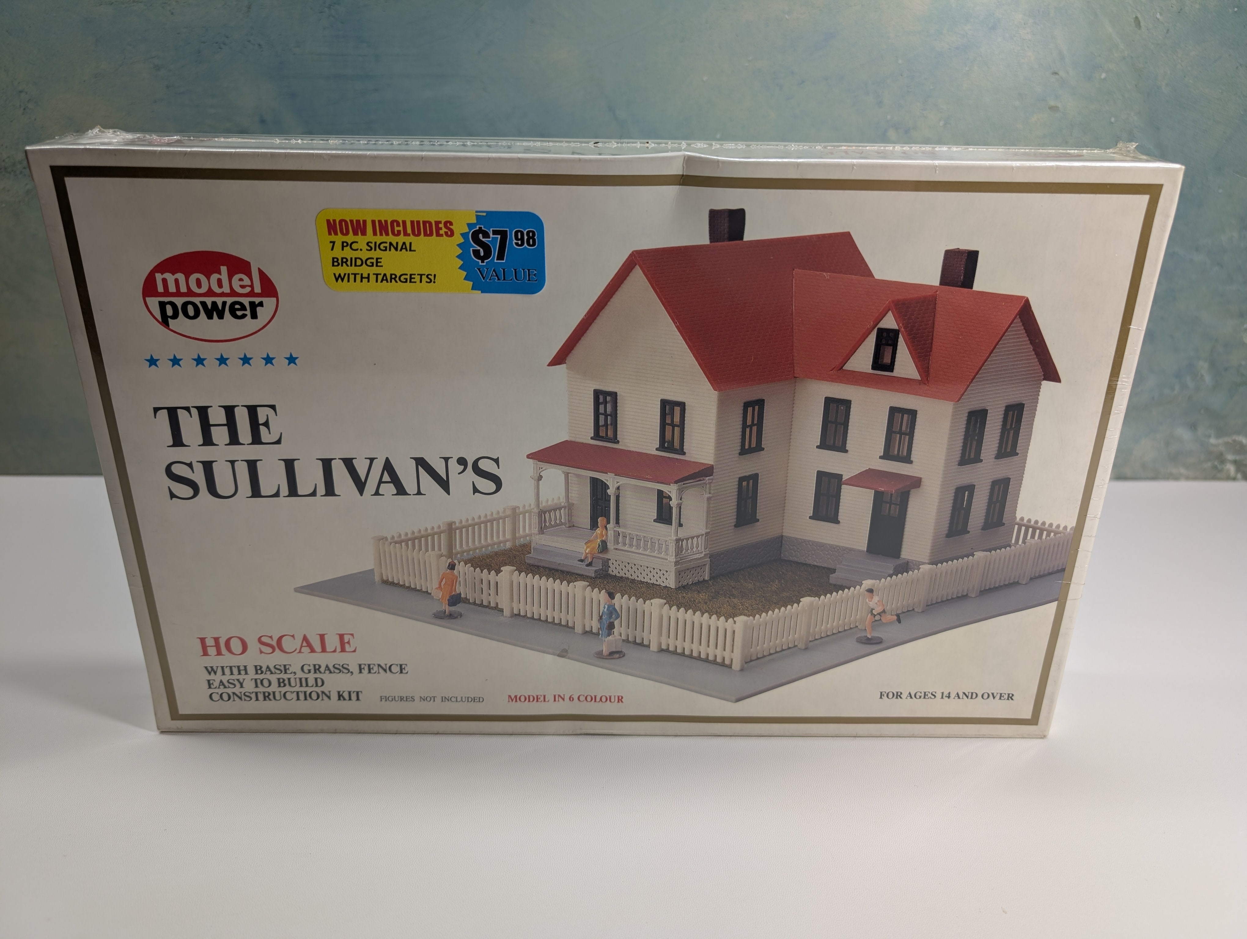 Model Power 488 HO Scale The Sullivan's (Sealed) KIT