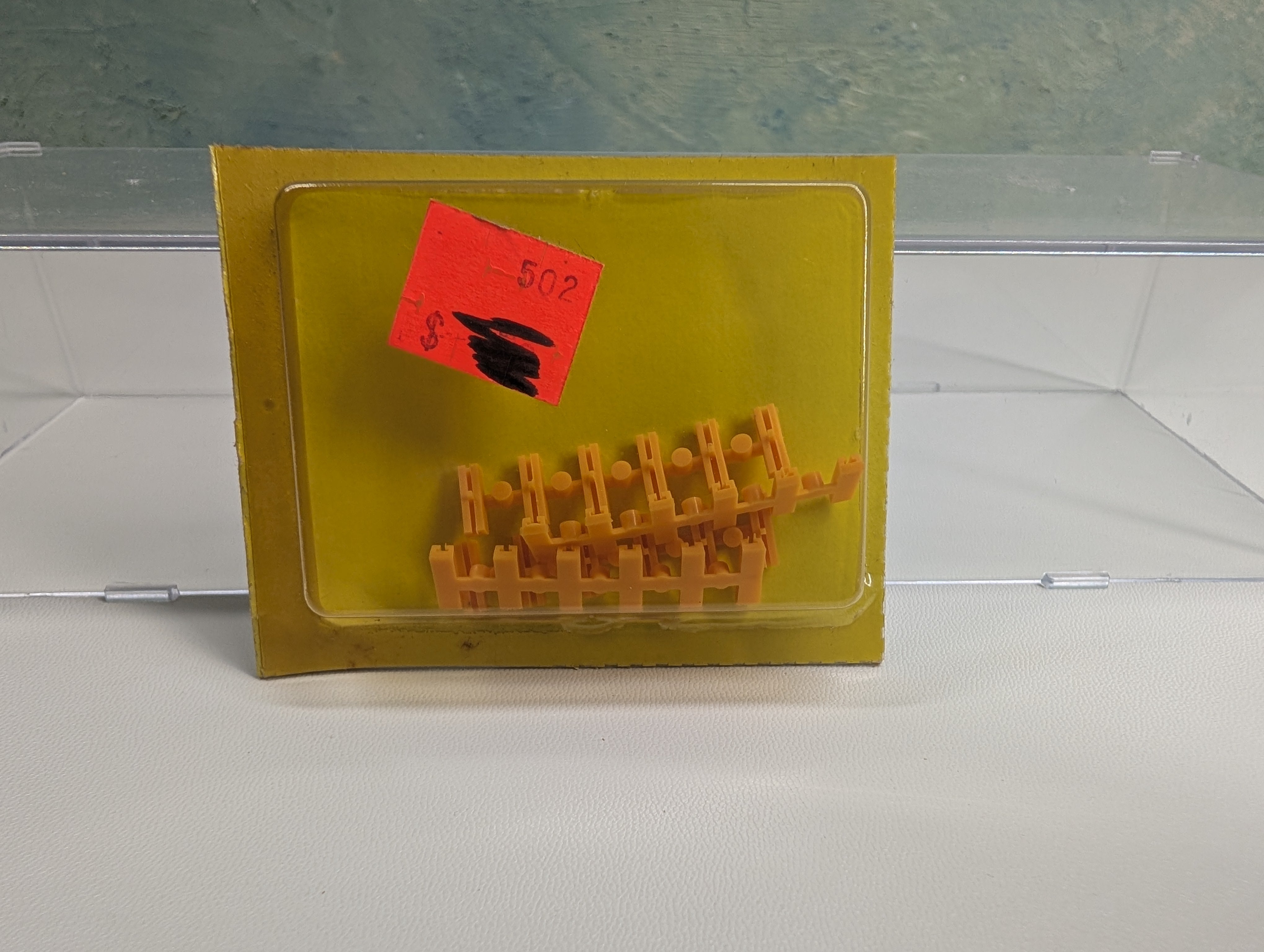 Atlas 2538 N Scale Plastic Joiners (12 pcs)