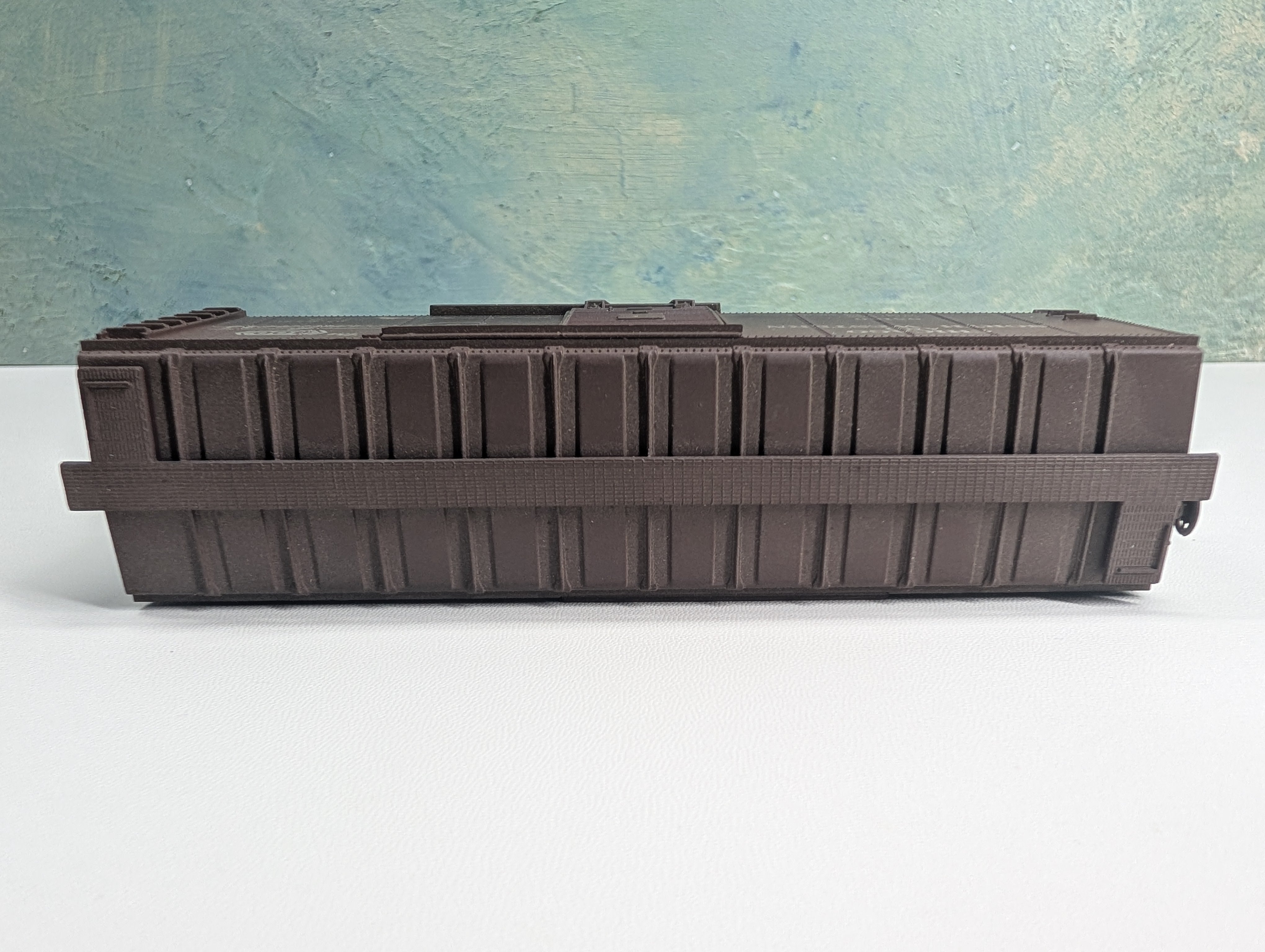 USED Athearn HO Scale 40' Box Car Chicago & North Western #65160 Weathered w/ Metal Wheels