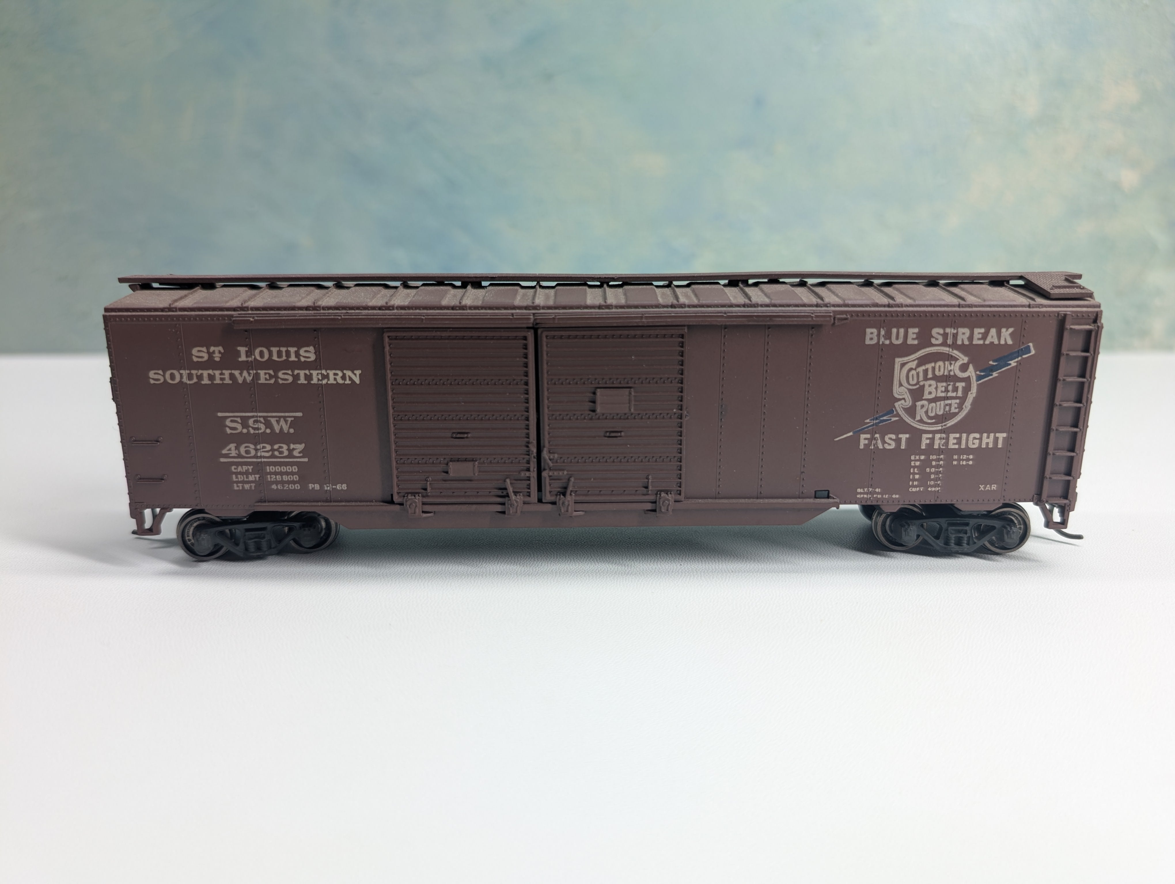 USED Athearn HO Scale 50' Box Car St. Louis Southwestern SSW #46237 Weathered w/ Metal Wheels