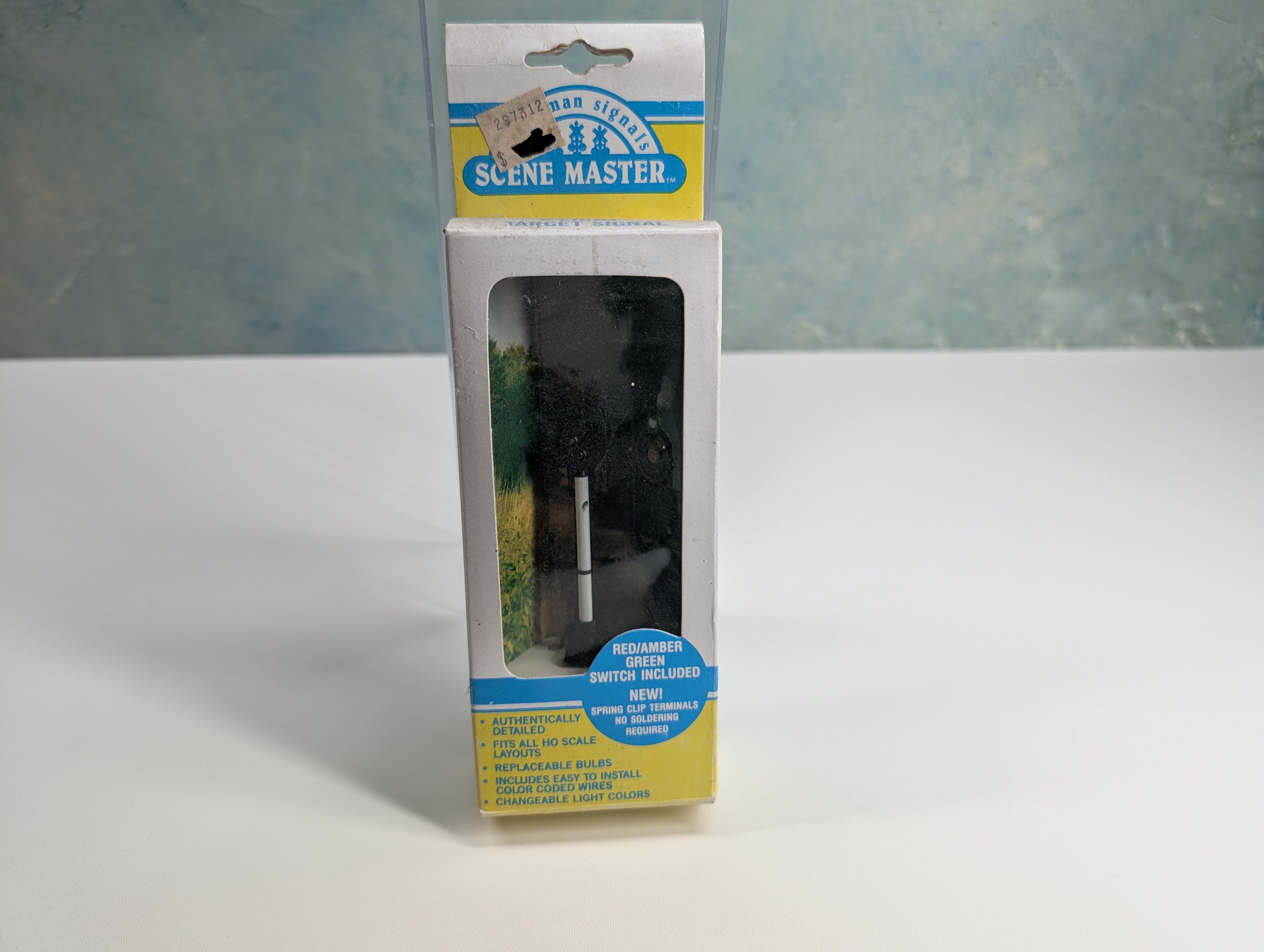 Life-Like 1263 HO Scale 3-Light Target Signal