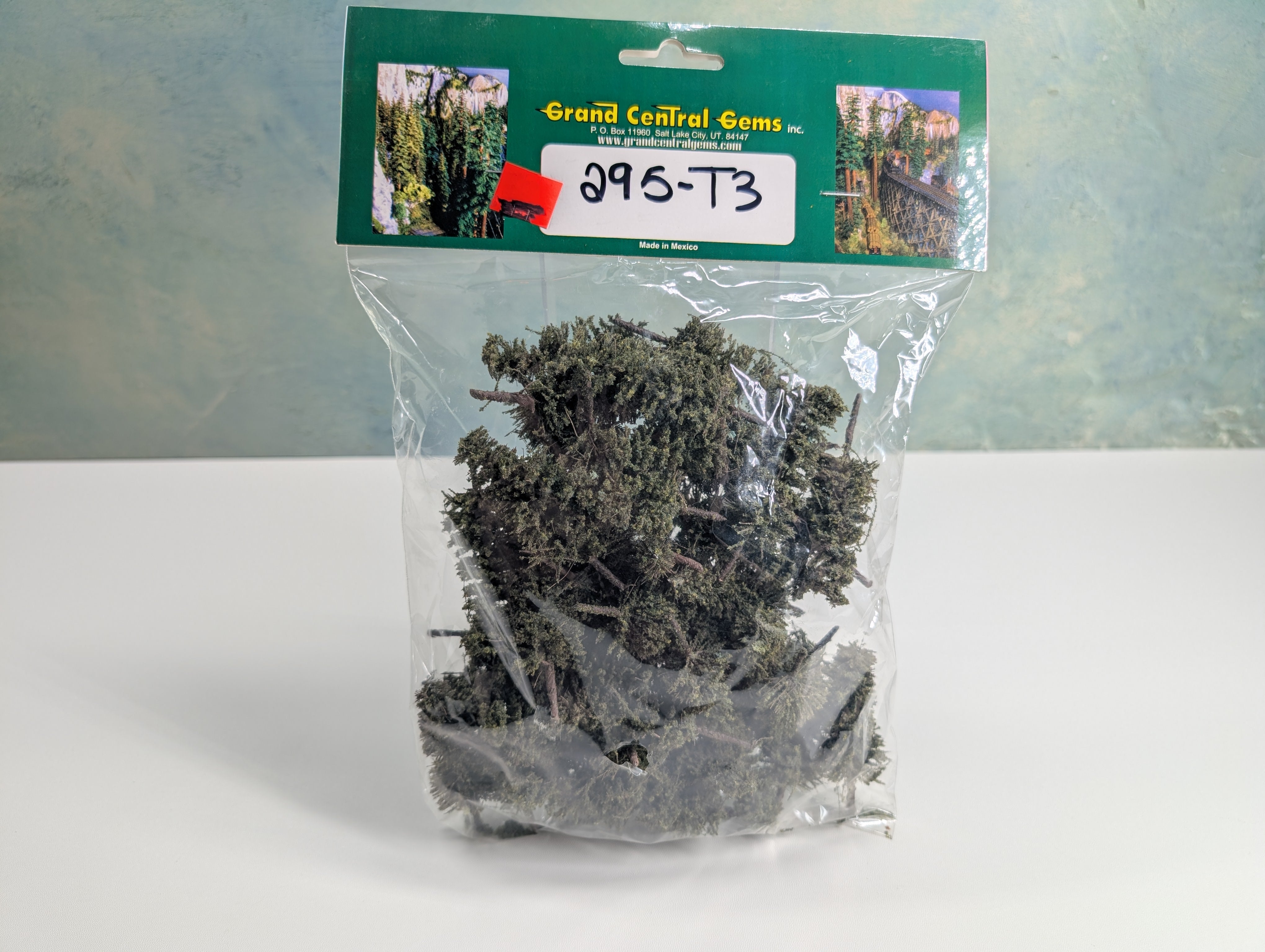Grand Central Gems 295-T3 Multi Scale Small Pine Trees