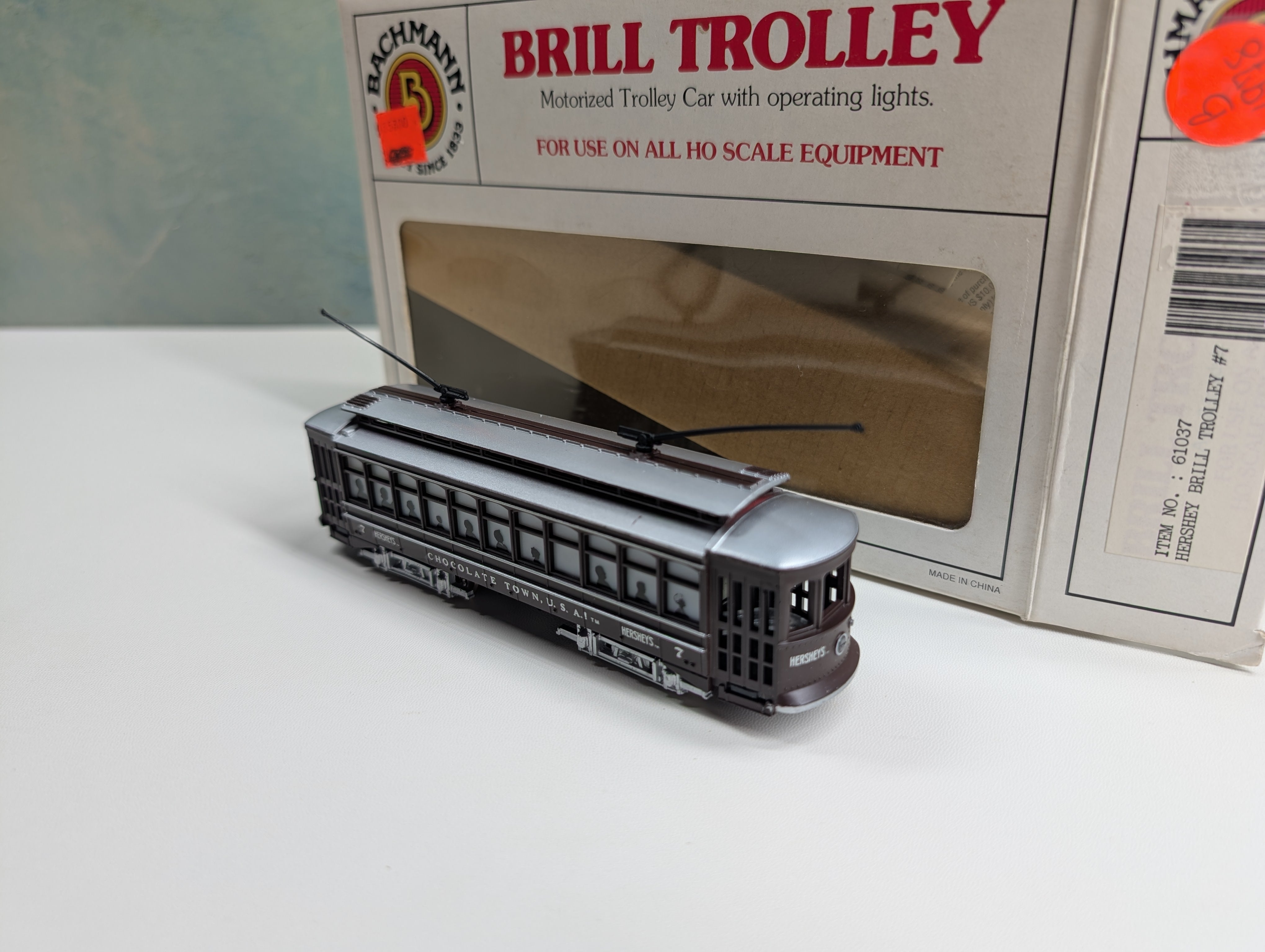 Bachmann 61037 HO Scale Brill Trolley Hershey Chocolate #7 Runs DC