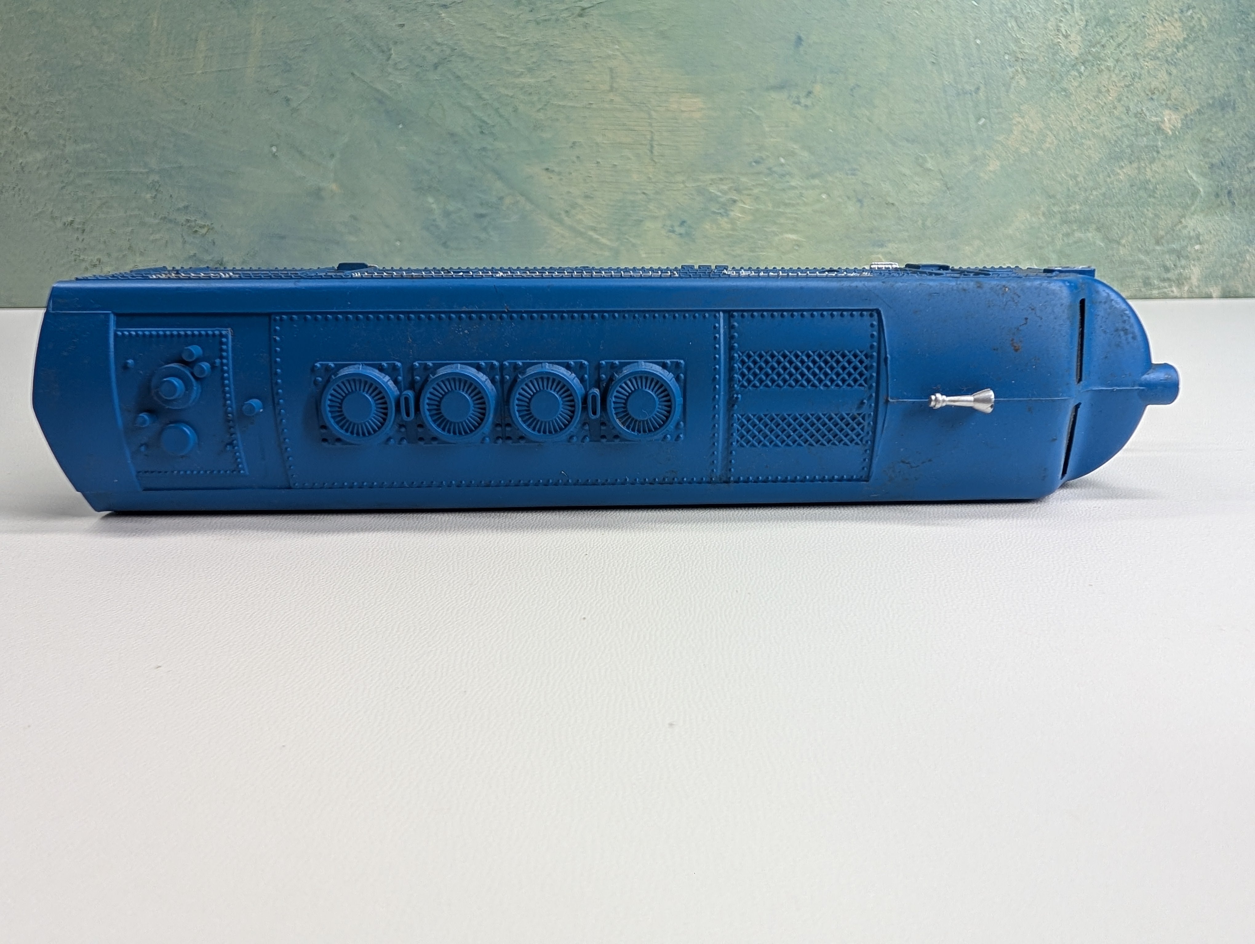 USED Model Power HO Scale F2 Diesel Locomotive Conrail #610 Runs Great DC