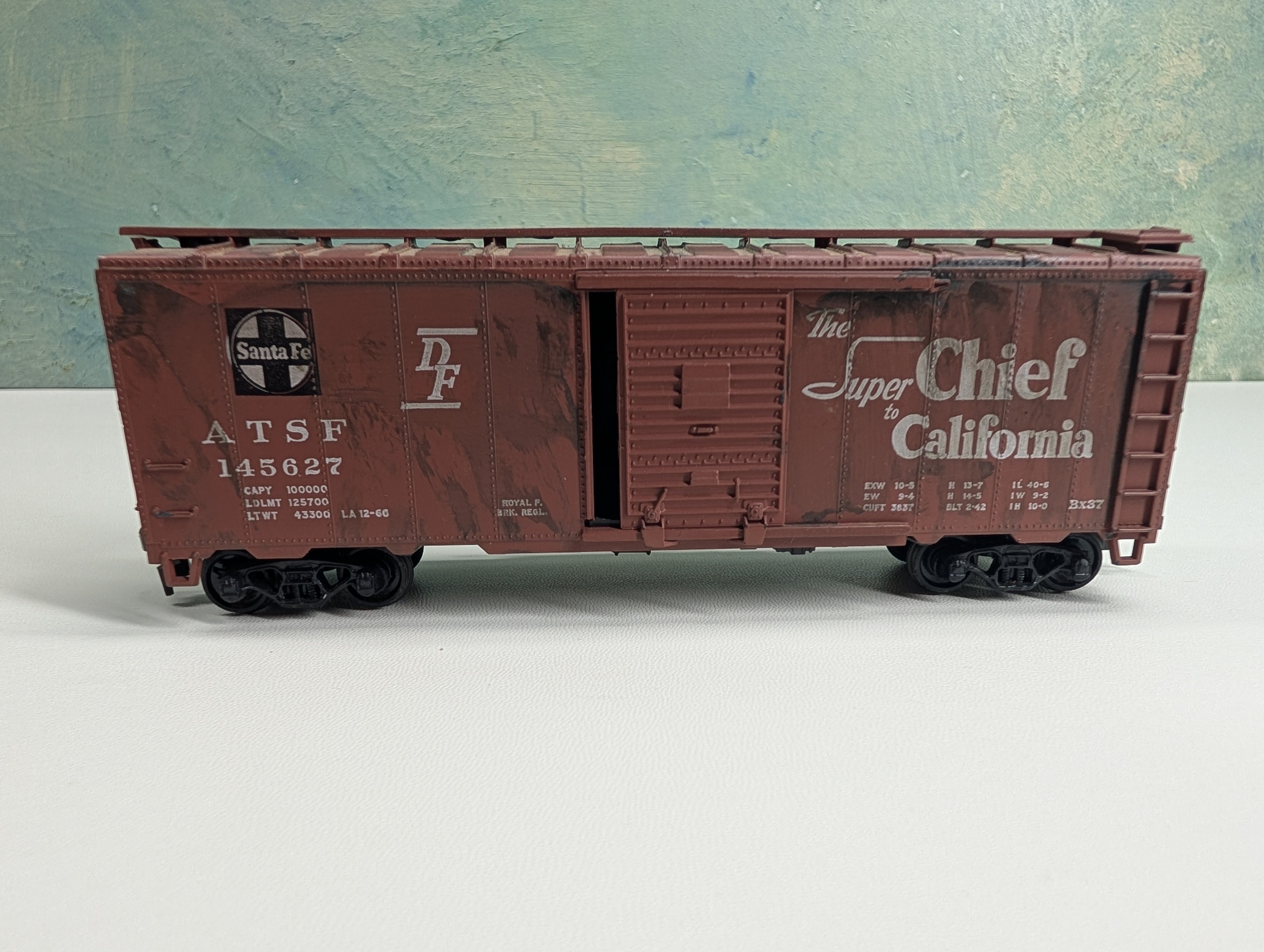 USED Athearn HO Scale 40' Box Car Santa Fe ATSF #145627 Weathered