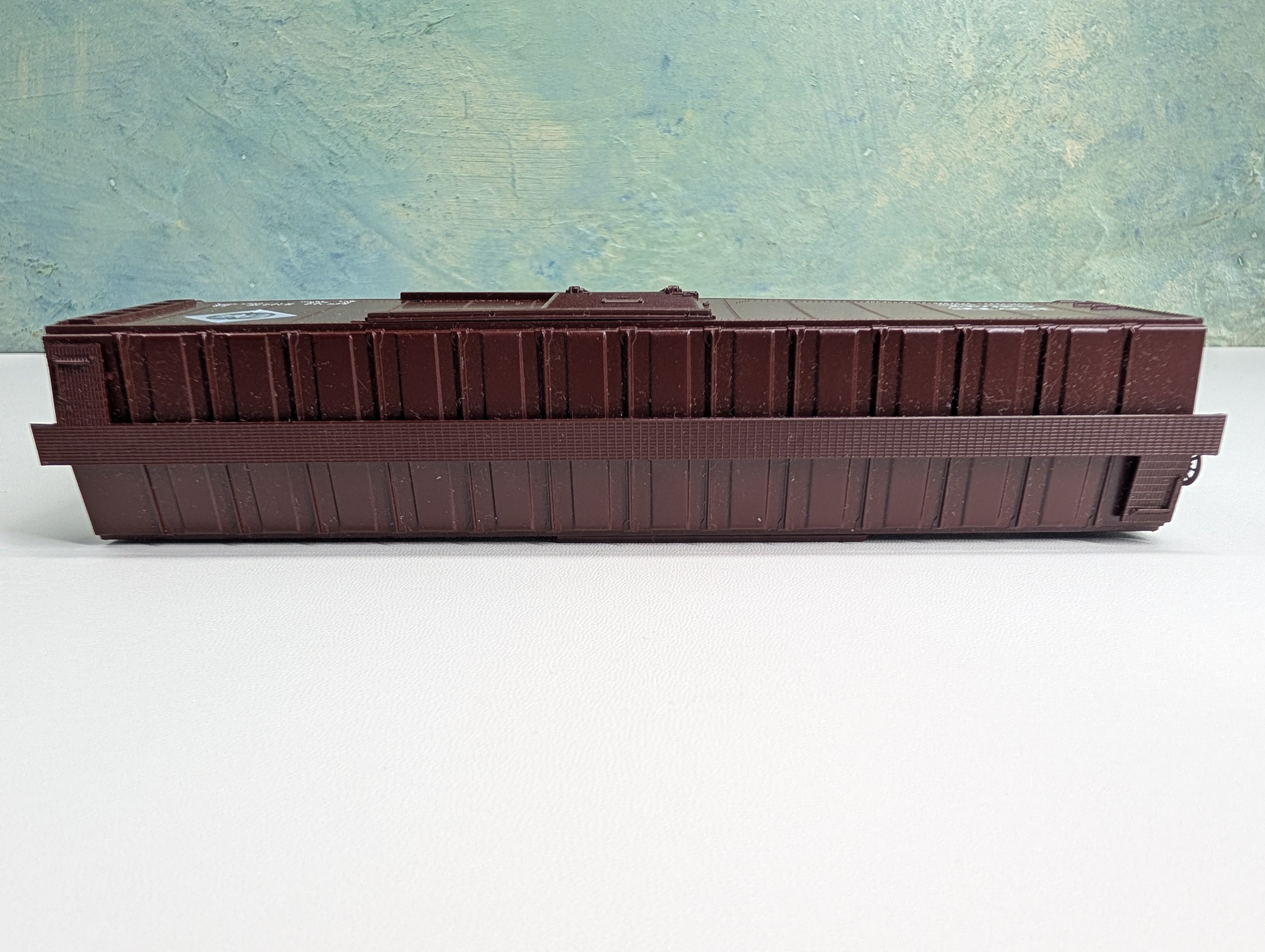 USED Athearn HO Scale 50' SD Box Car Erie #82047 Bev-Bel, Metal Wheels
