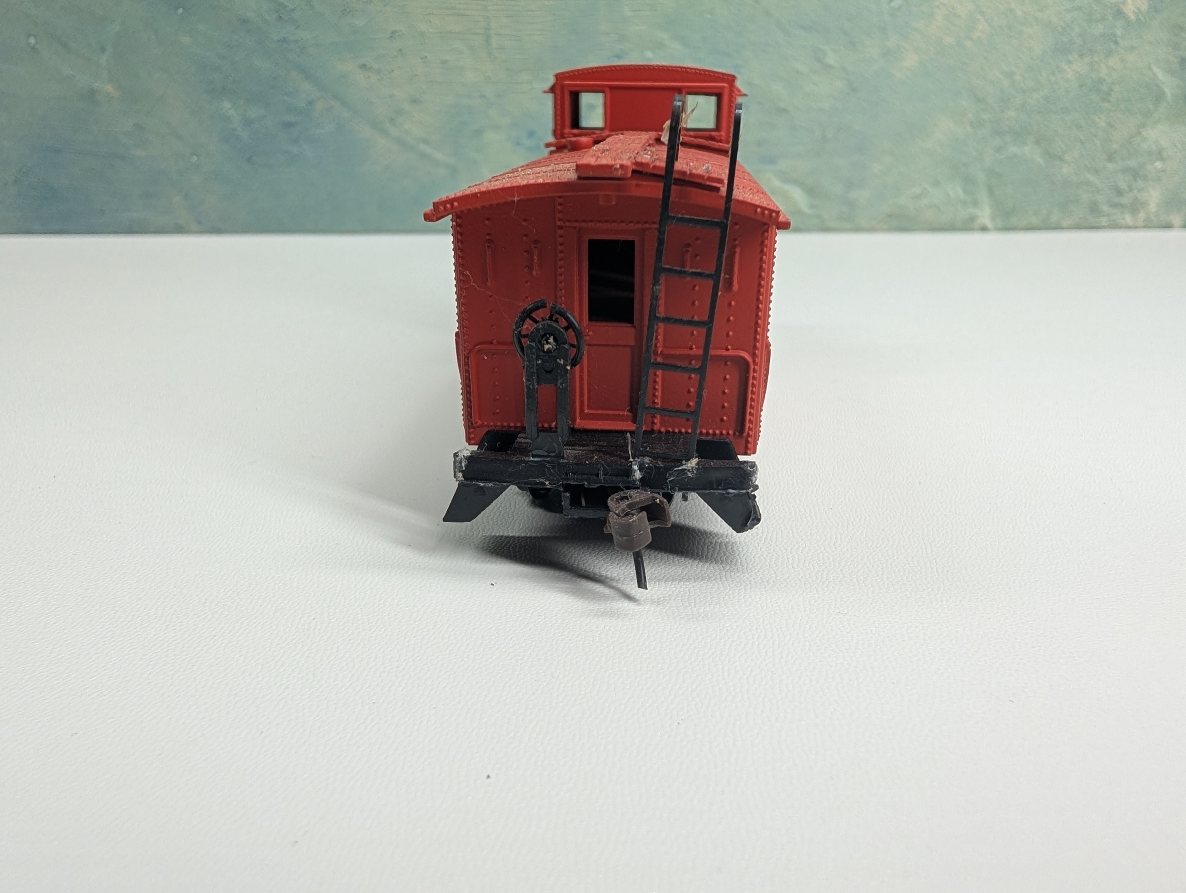 USED Athearn HO Scale Caboose New Haven NH #C-626