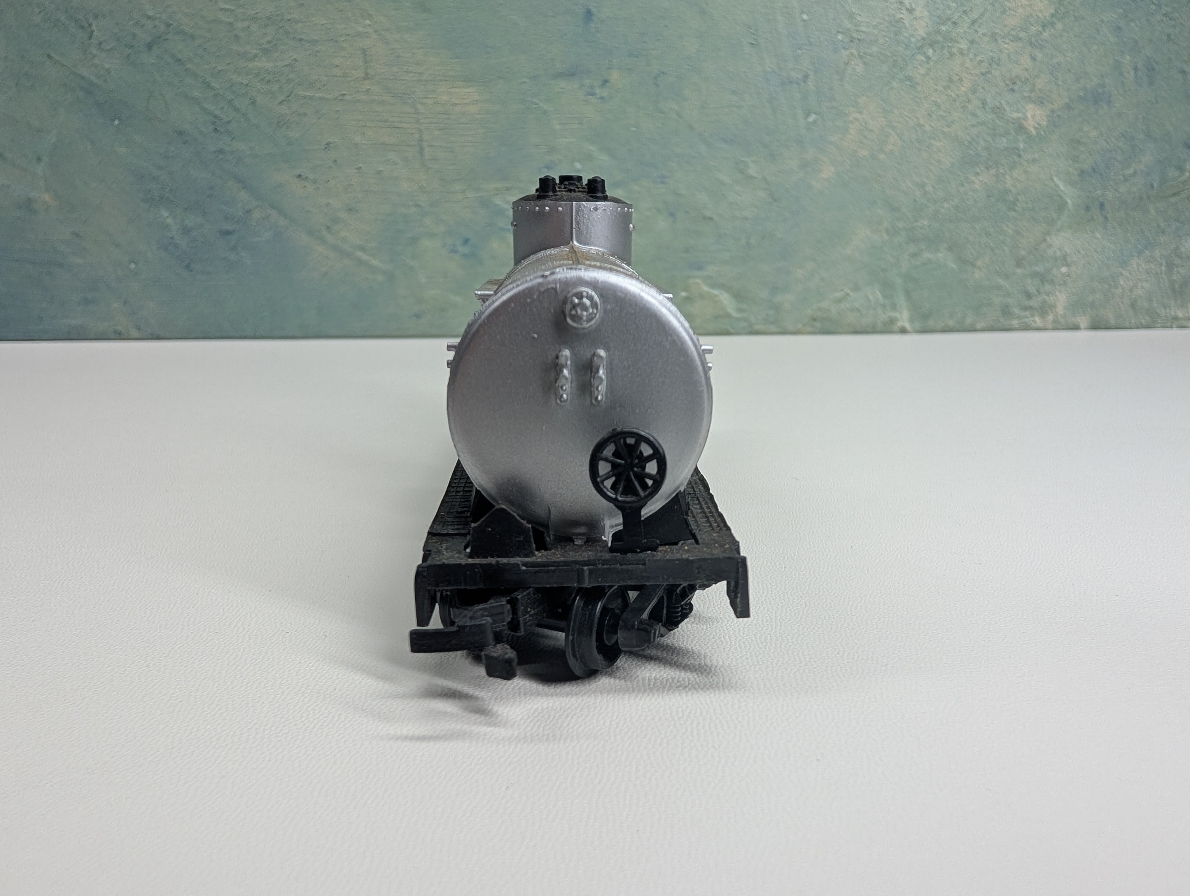 USED Life-Like HO Scale Single Dome Tank Car Texaco TCX #6305