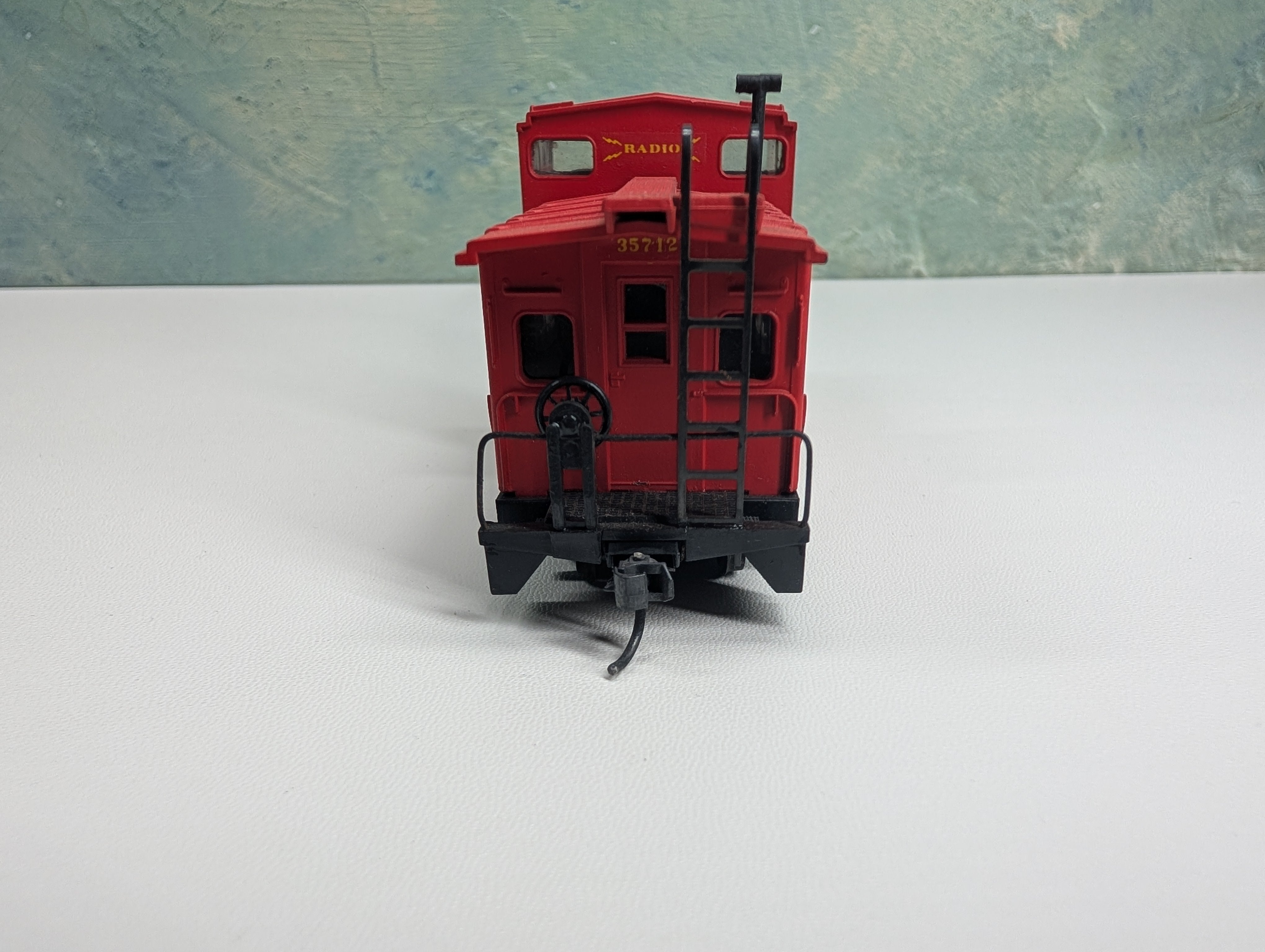 USED Athearn HO Scale Caboose Delaware and Hudson DH #35712 Decal