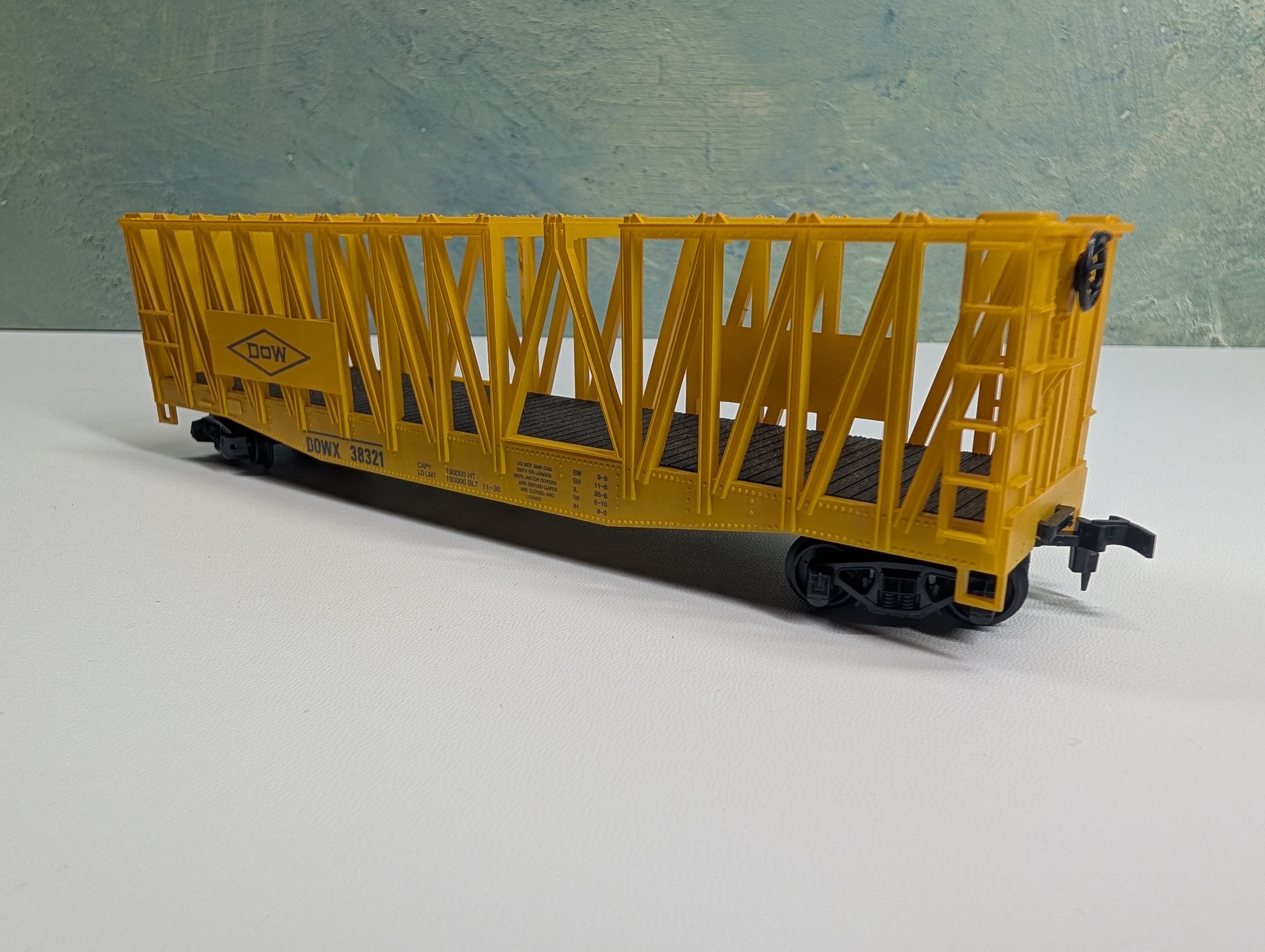 USED Roco HO Scale Container Carrier Car DOW #38321
