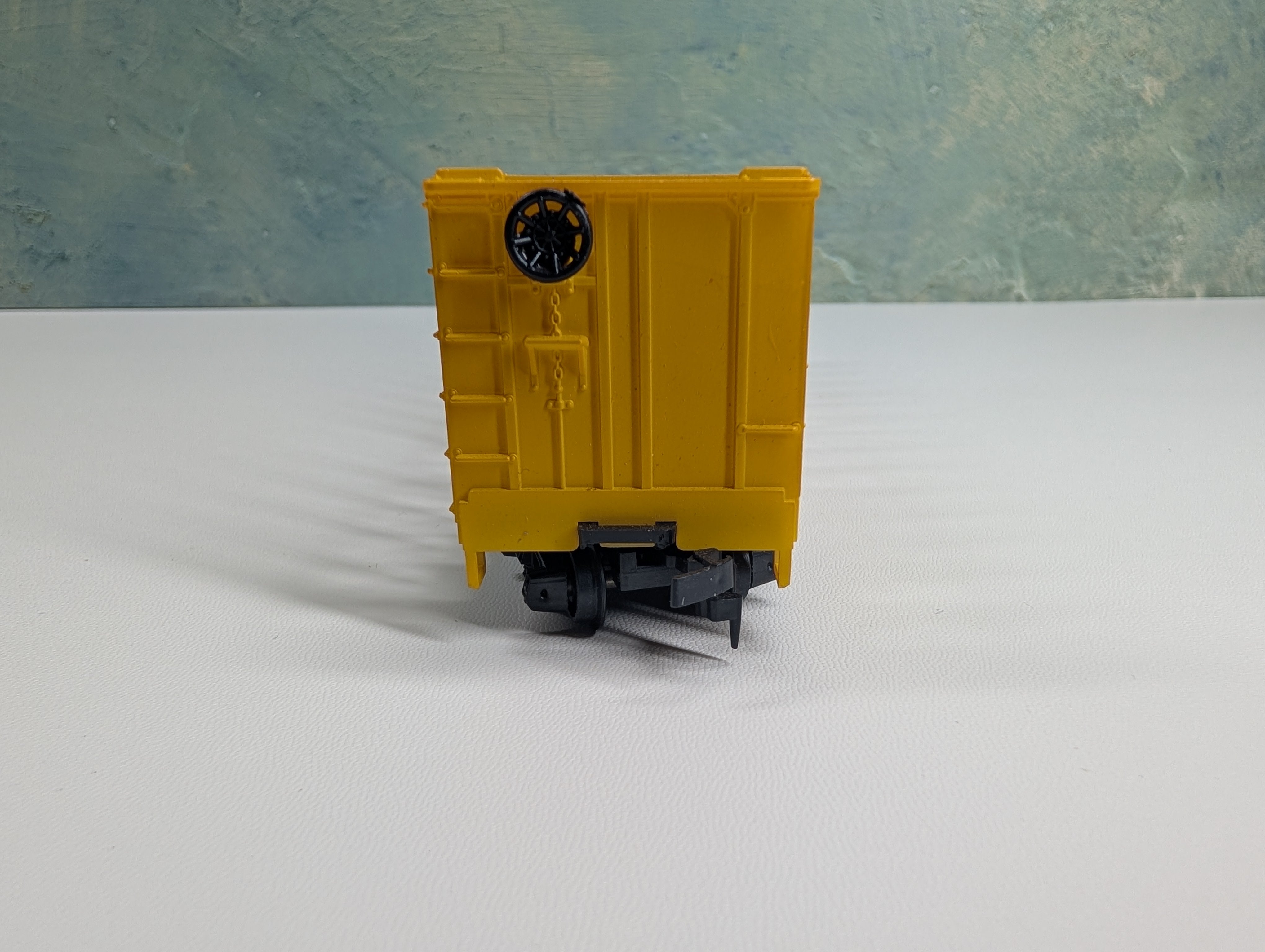 USED Roco HO Scale Container Carrier Car DOW #38321