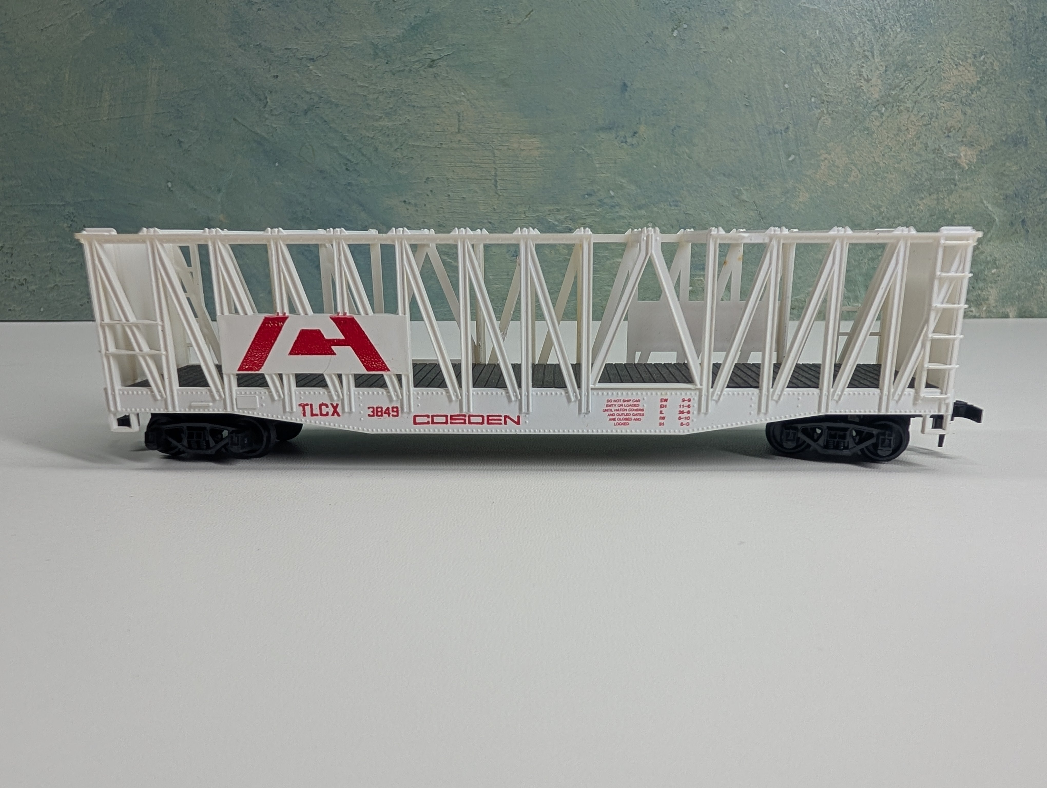 USED Roco HO Scale Container Carrier Car Cosoen TLCX #3849