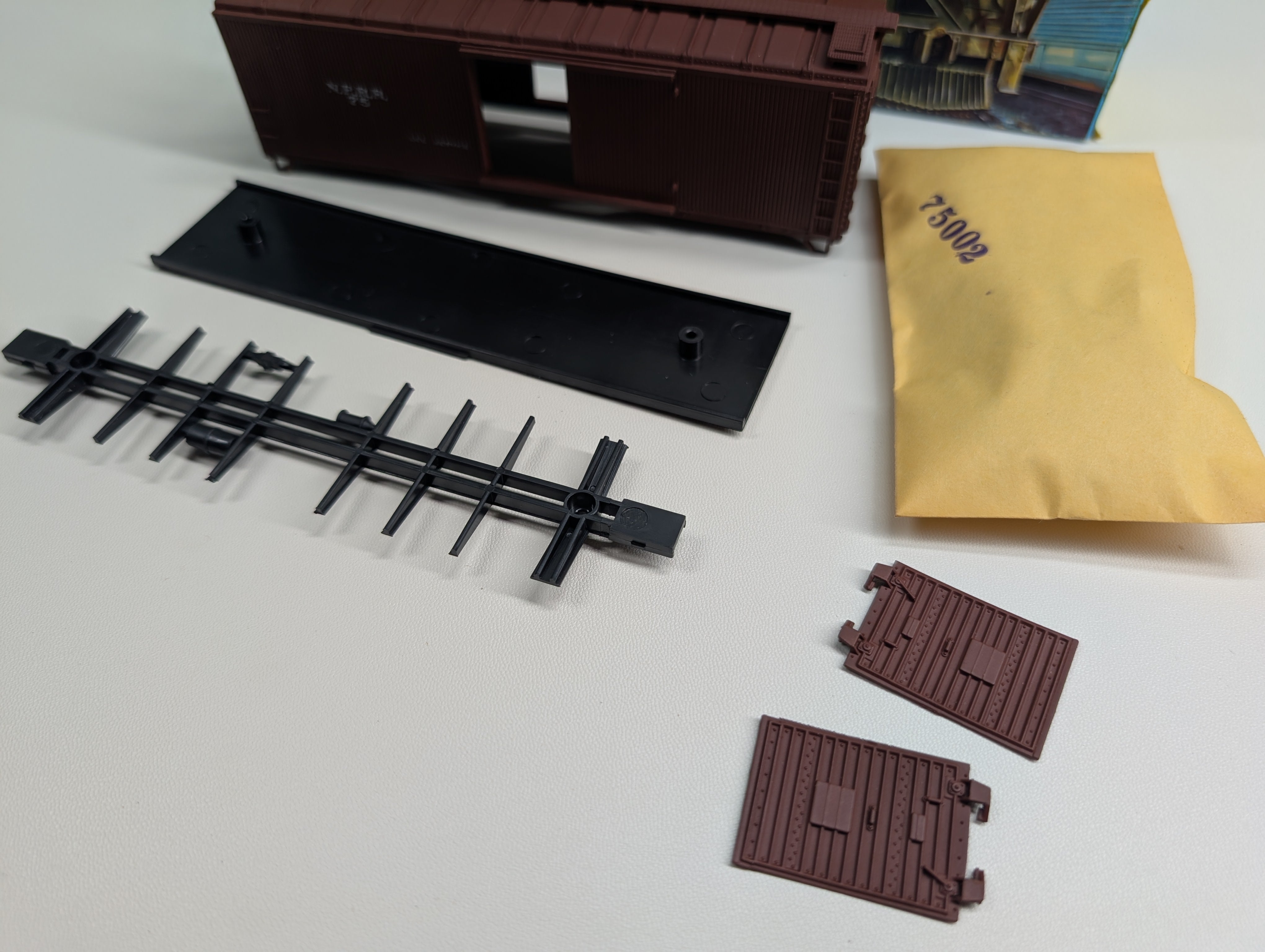 USED Athearn HO Scale 40' Wood Box Car NPRR #75 KIT