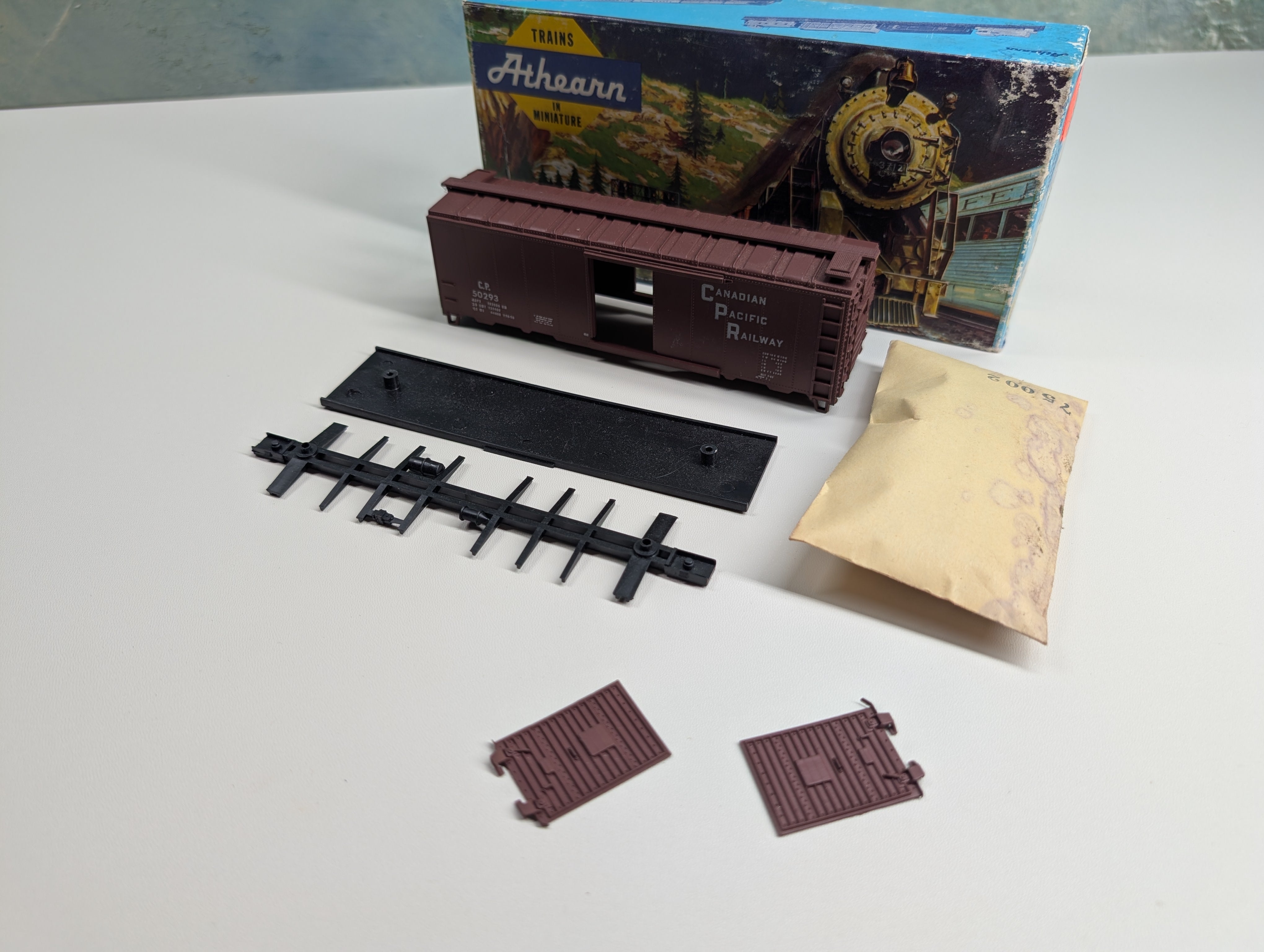 USED Athearn HO Scale 40' Box Car Canadian Pacific CP #50293 KIT