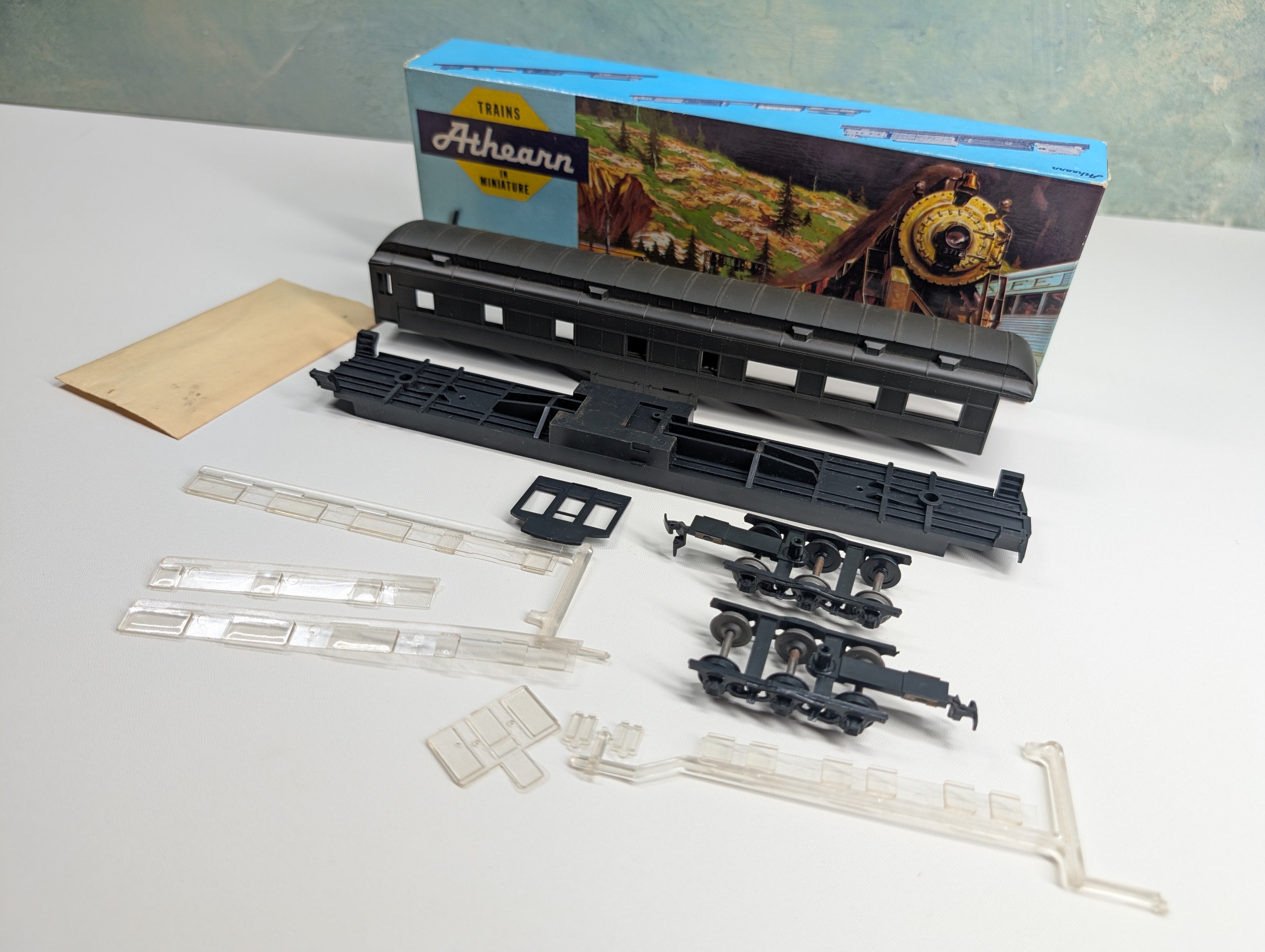 USED Athearn HO Scale Undecorated OBS Passenger Car KIT