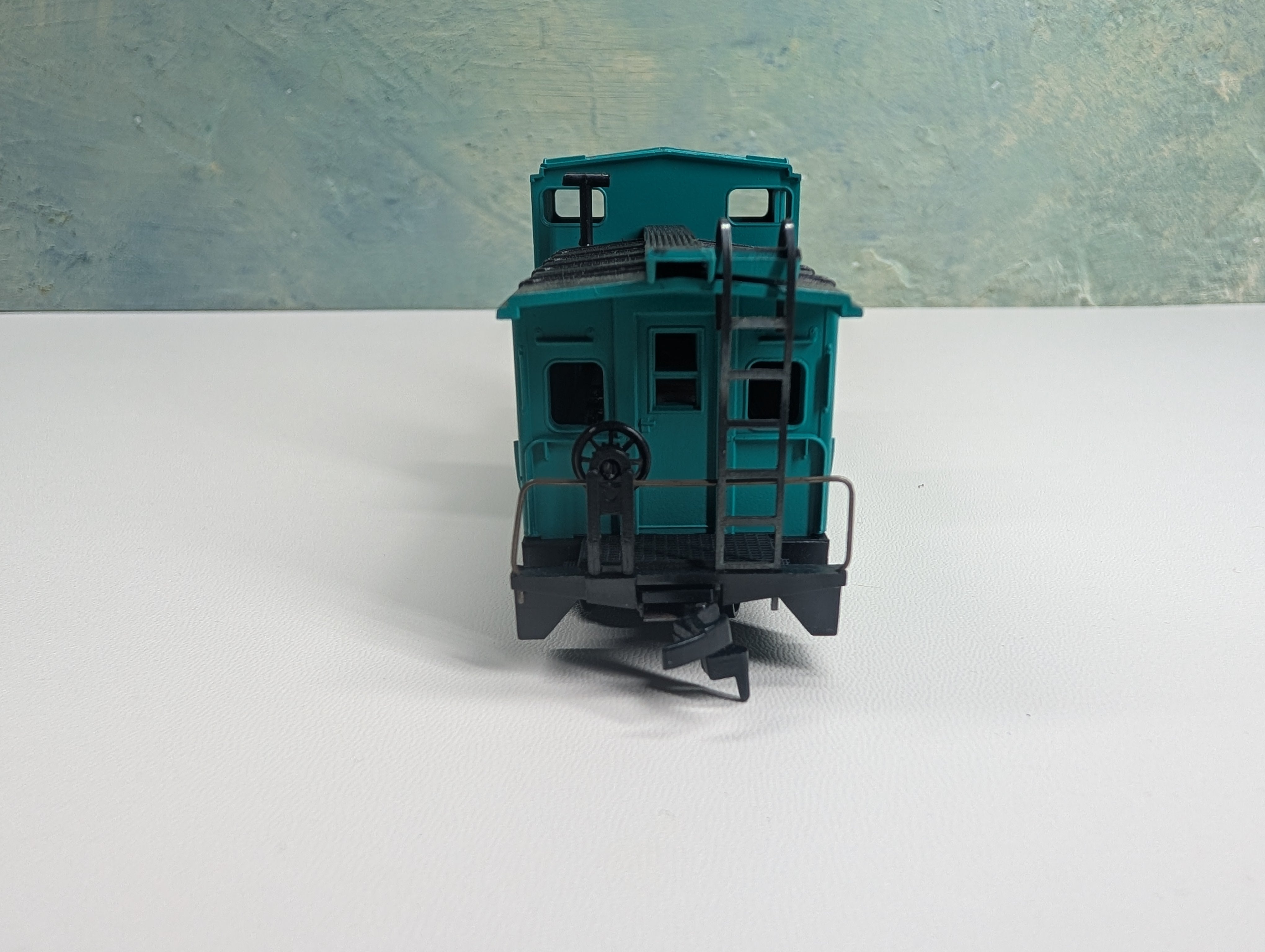 USED Athearn HO Scale Wide Vision Caboose Penn Central PC #5023