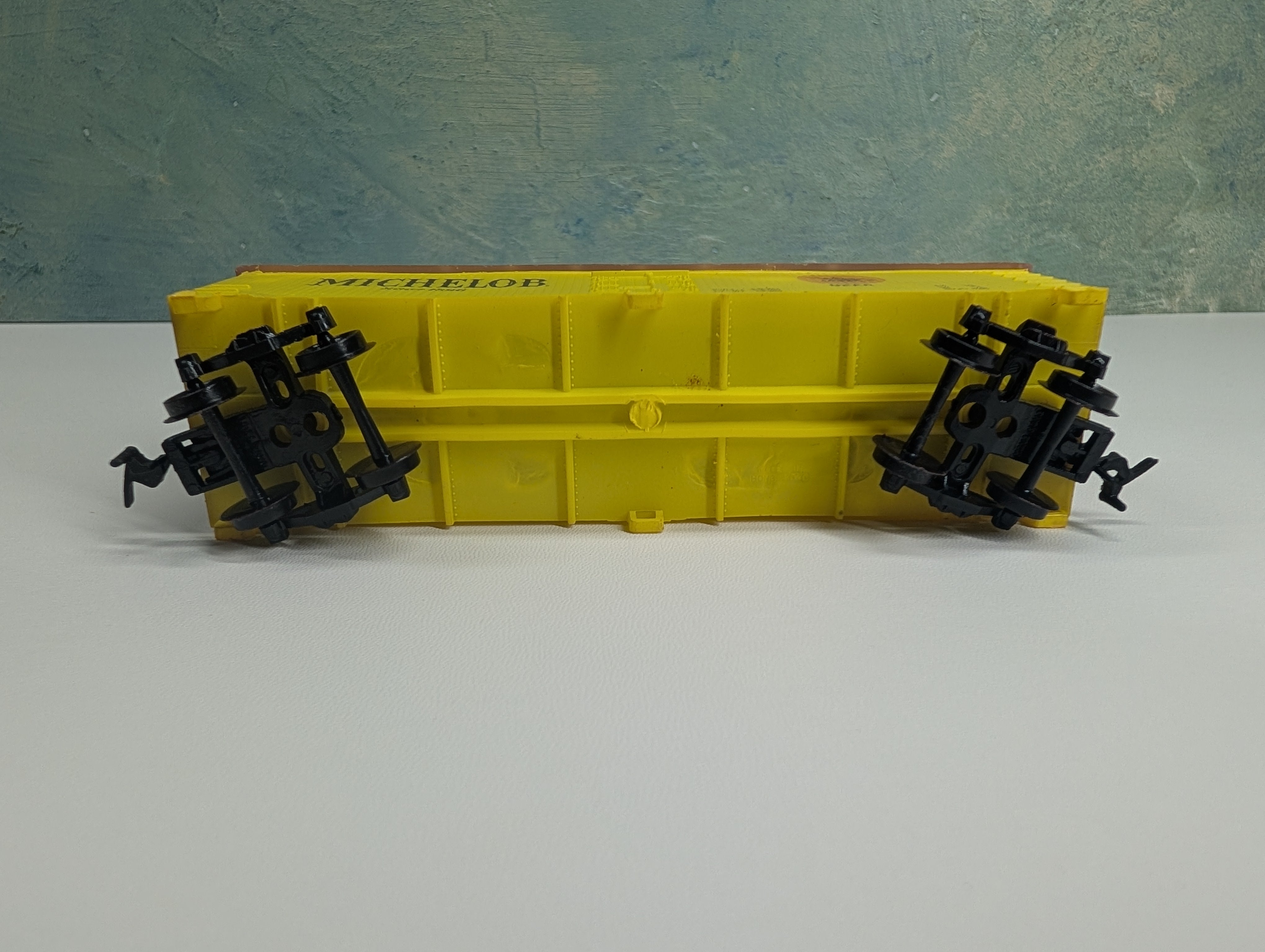 USED Life-Like HO Scale Beer Car Michelob