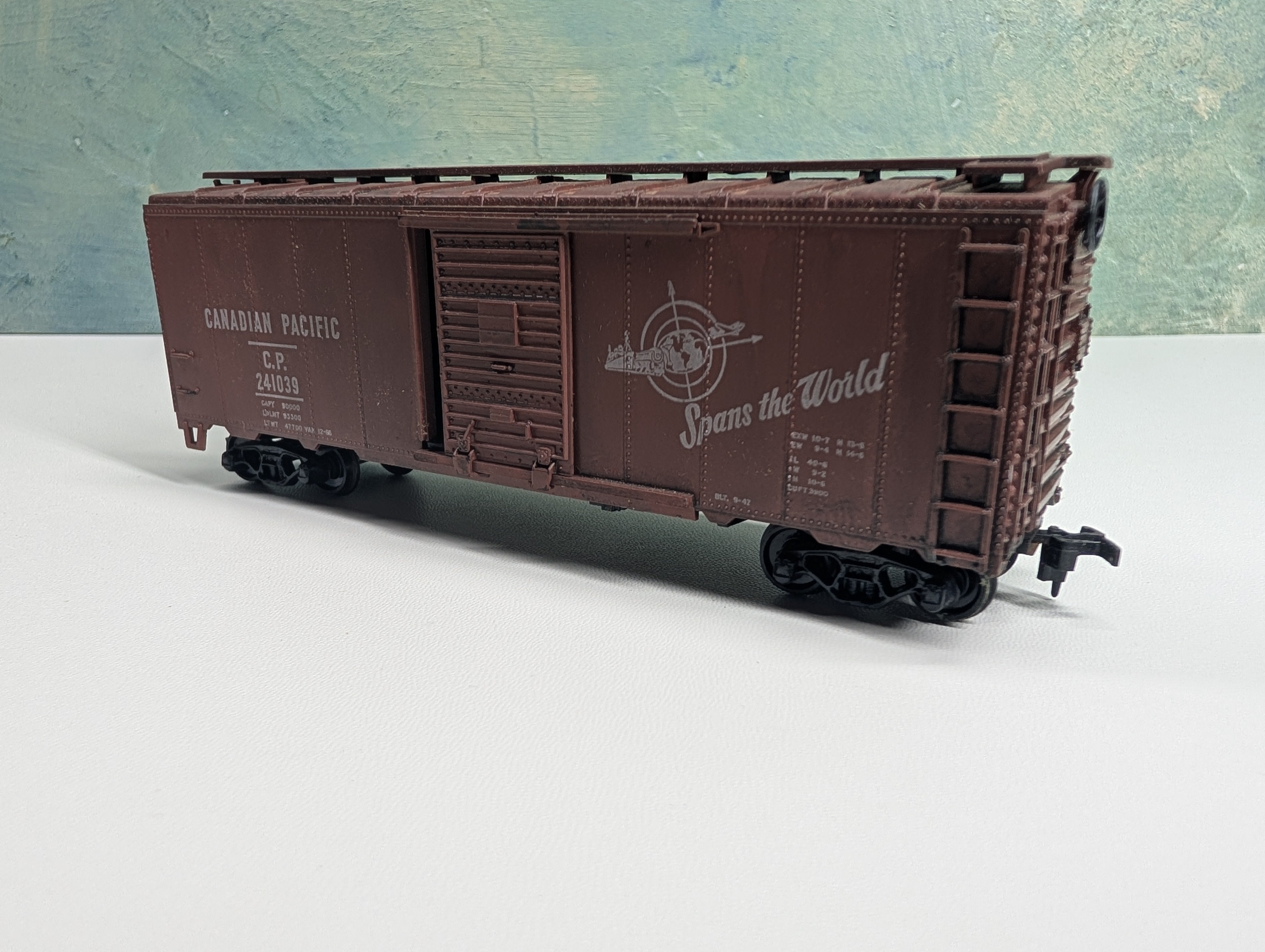 USED Athearn HO Scale 40' Box Car Canadian Pacific CP #241039