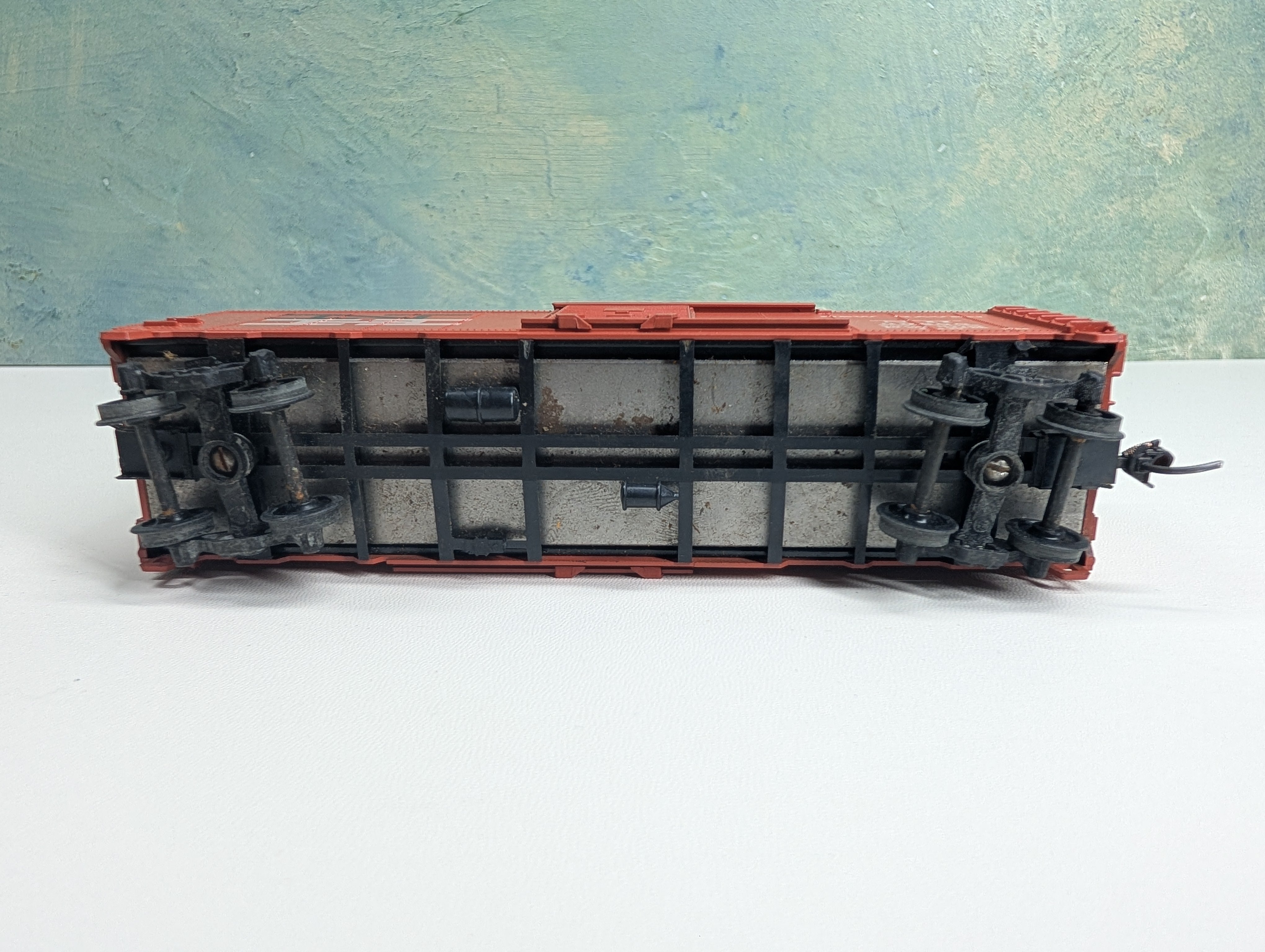 USED Athearn HO Scale 40' Box Car New Haven NH #39288