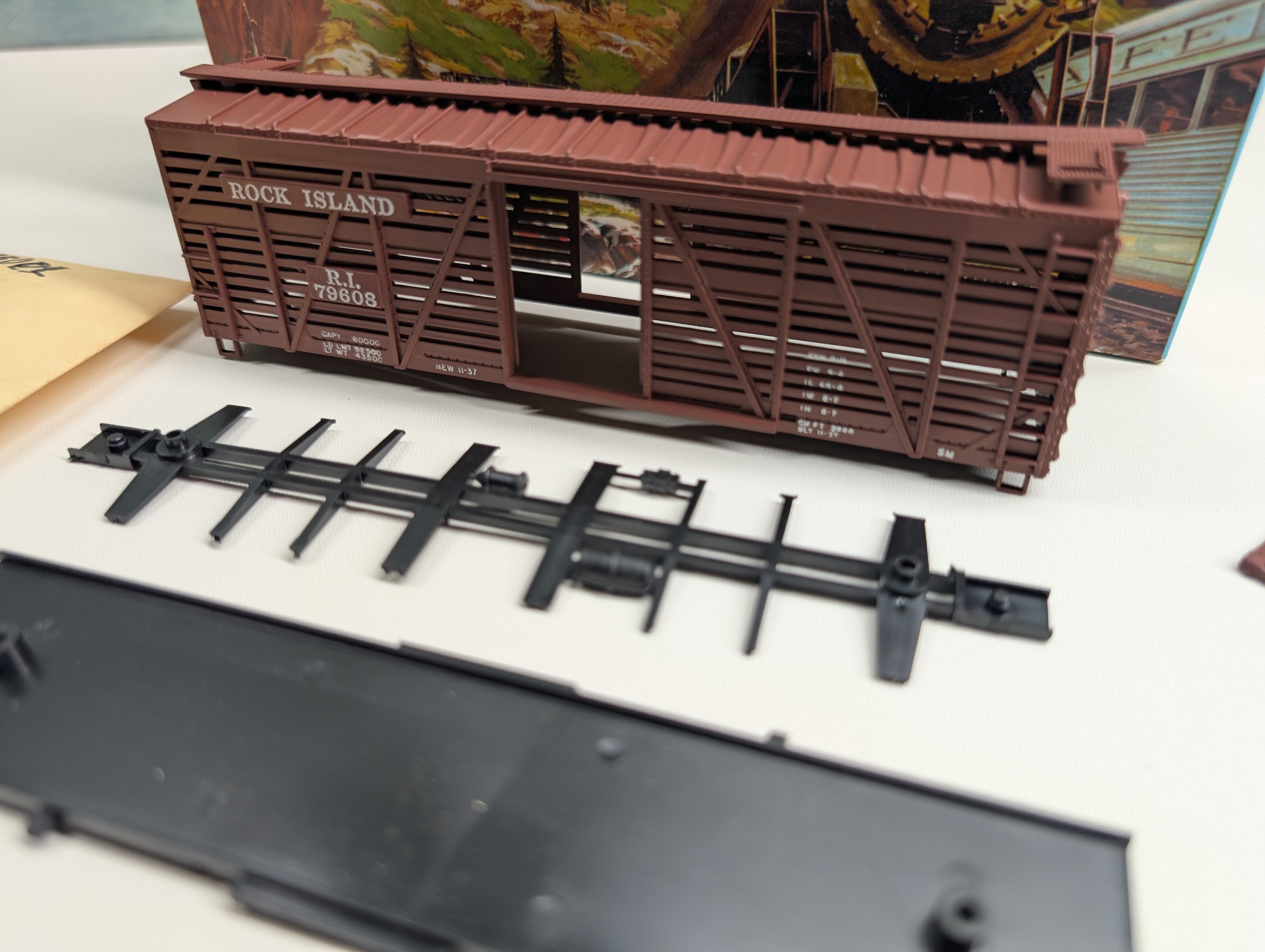 USED Athearn HO Scale 40' Stock Car Rock Island RI #79608 KIT