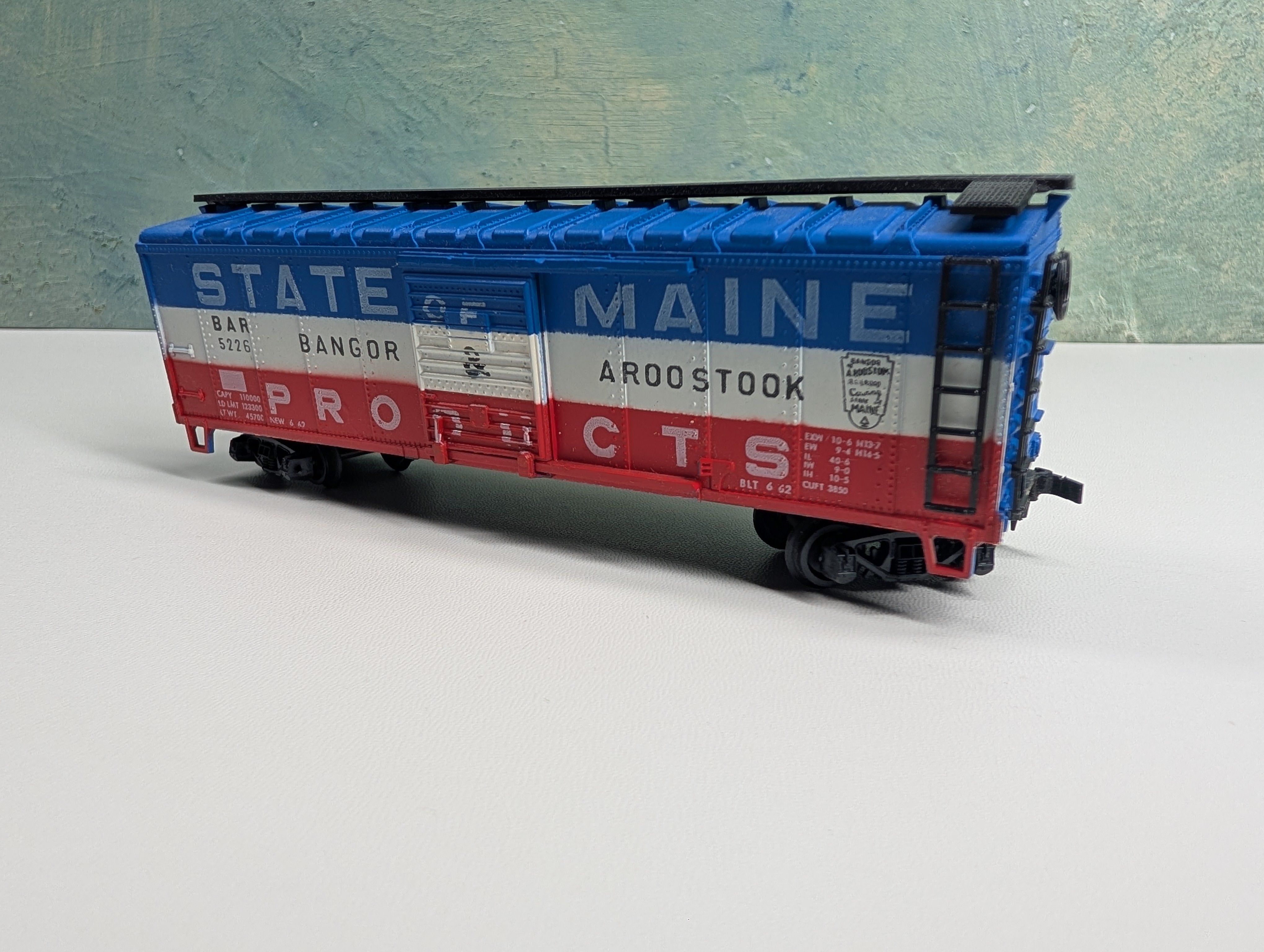 USED AHM HO Scale 40' Box Car Bangor and Aroostook BAR #5226