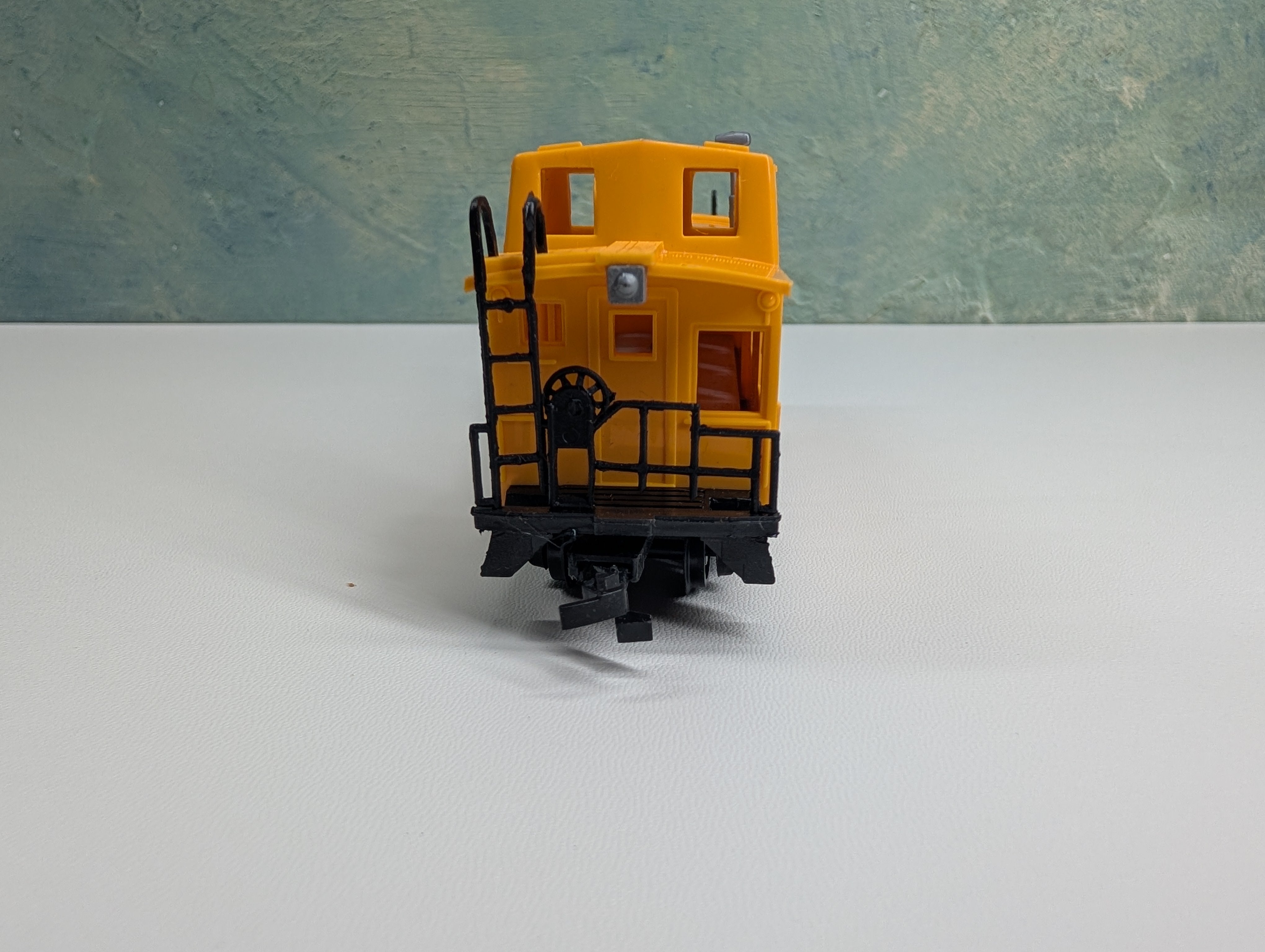 USED Bachmann HO Scale Caboose Union Pacific #207