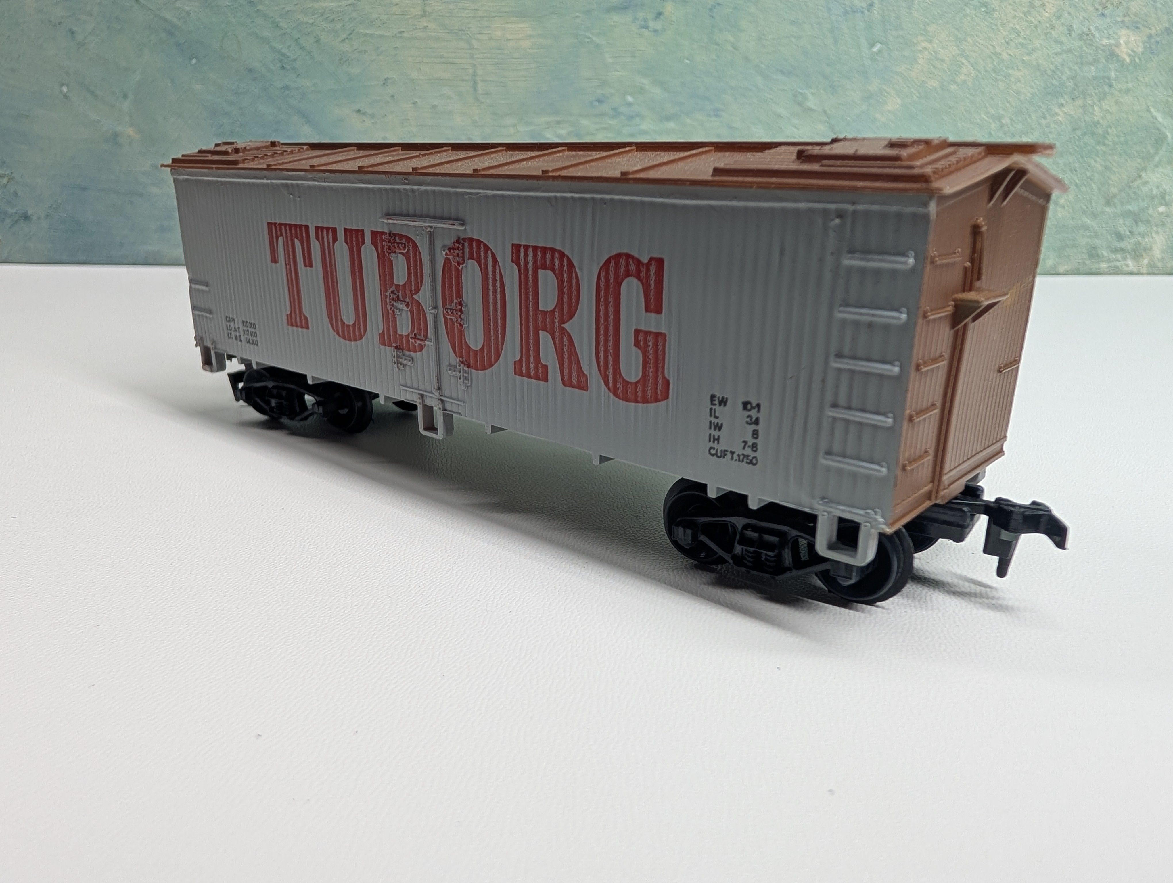 USED Life-Like HO Scale Wood Reefer Tuborg