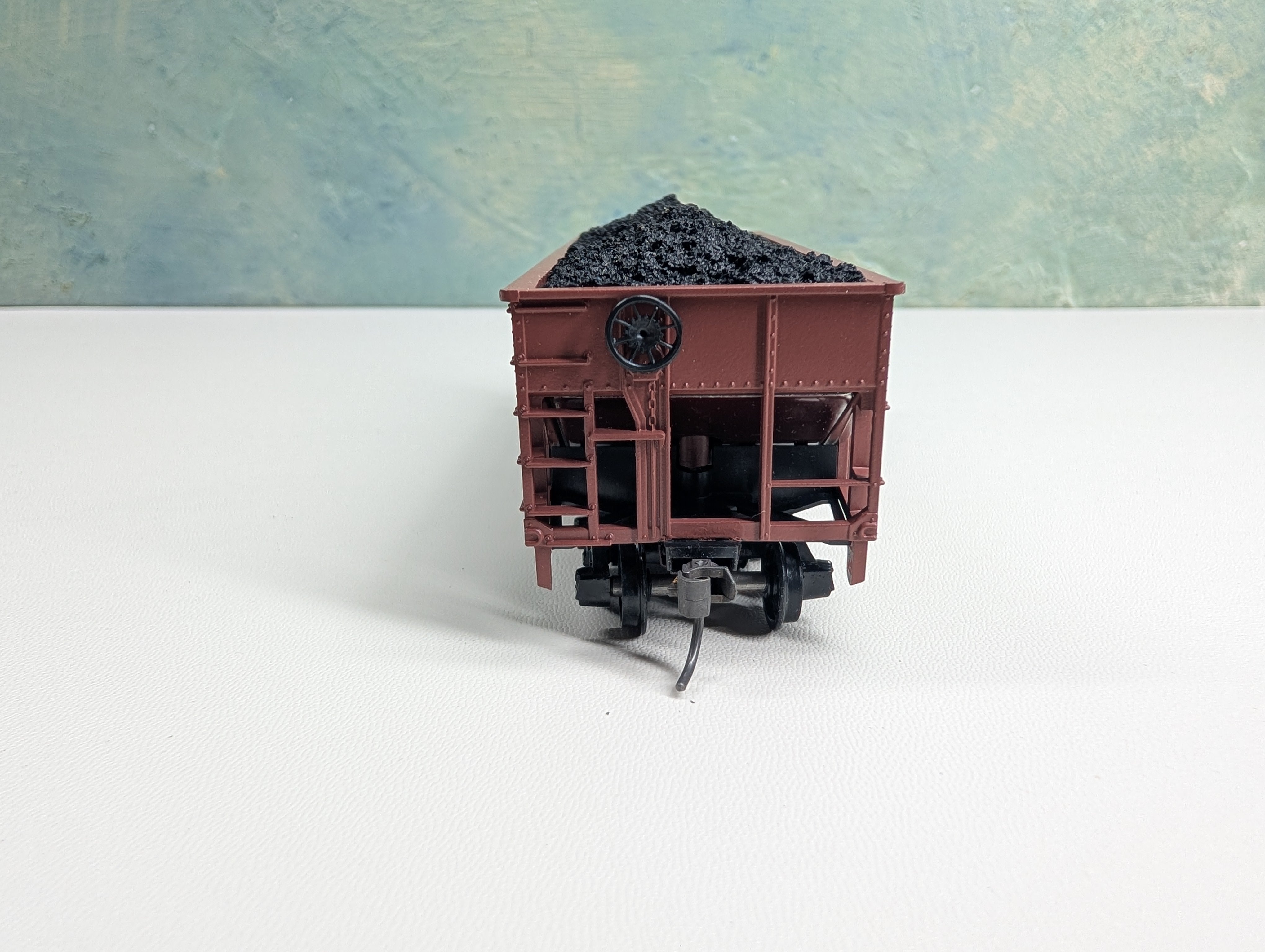USED Athearn HO Scale 34' 2 Bay Hopper w/ Coal Load Pennsylvania PRR #222501 3rd Rail Graphics Custom