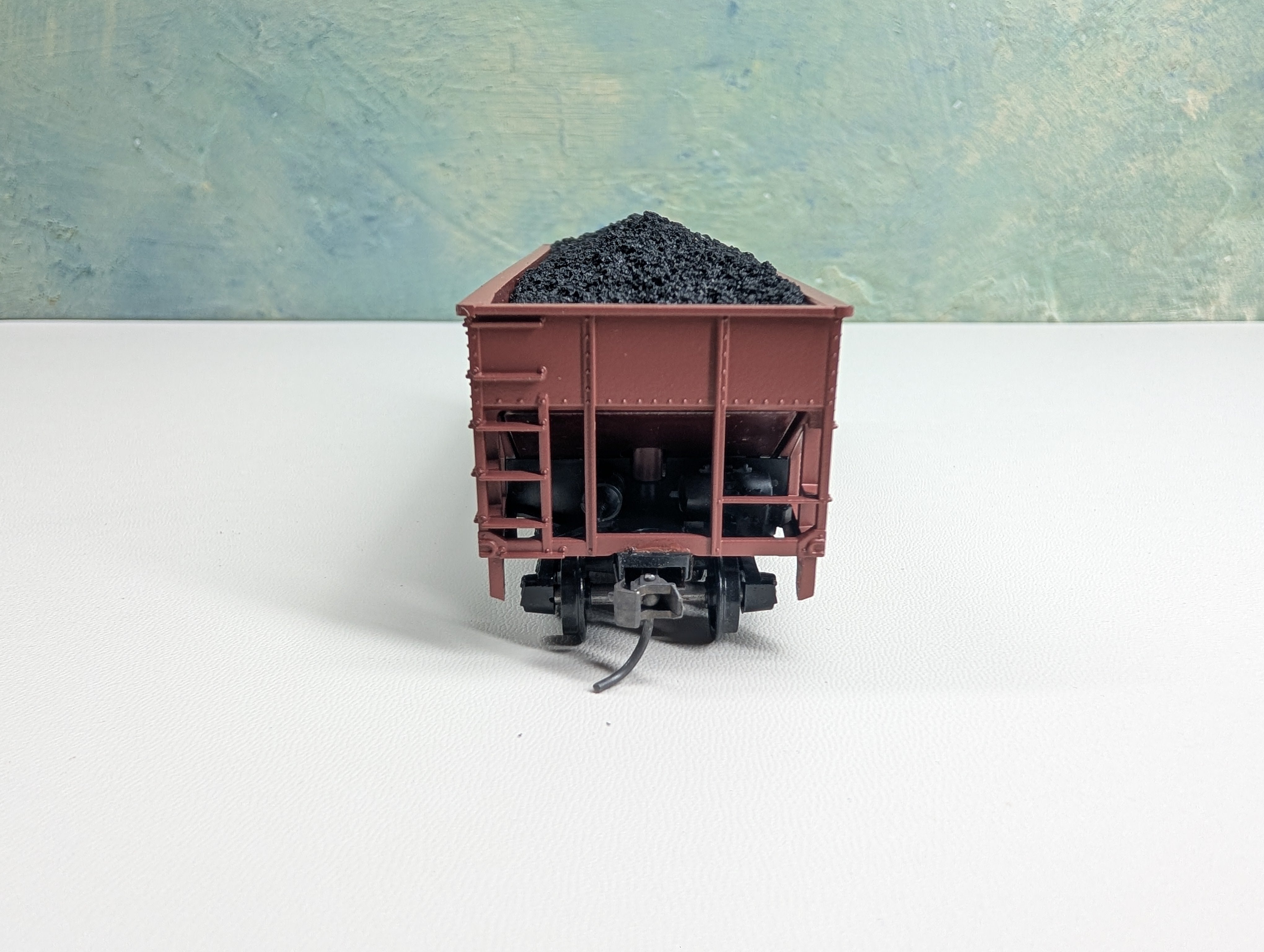 USED Athearn HO Scale 34' 2 Bay Hopper w/ Coal Load Pennsylvania PRR #222501 3rd Rail Graphics Custom
