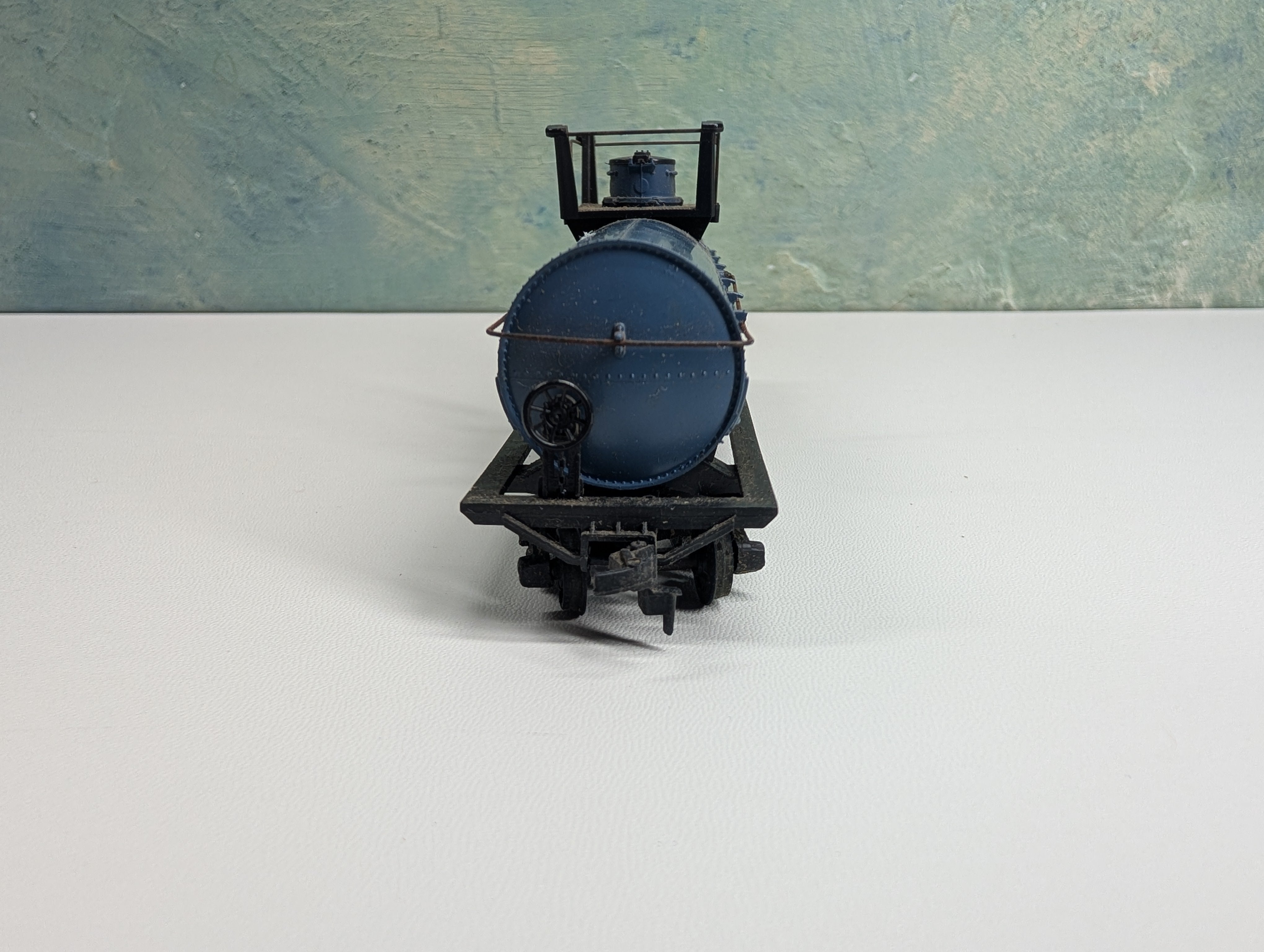 USED Athearn HO Scale Tank Car DOW #X-38370