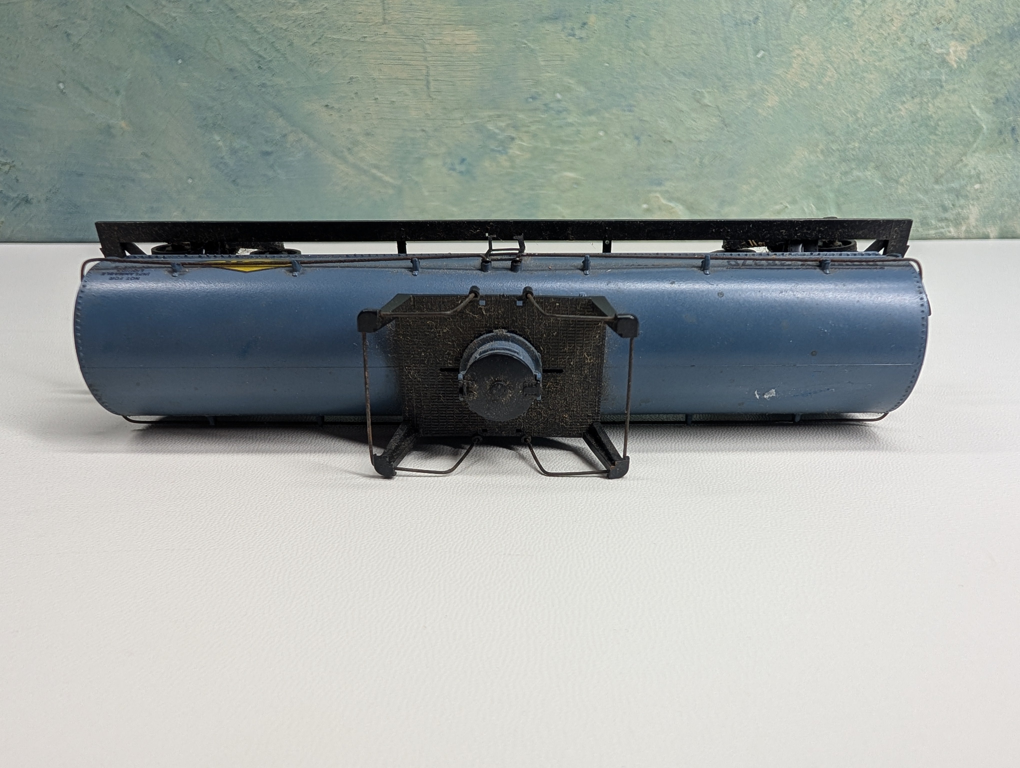 USED Athearn HO Scale Tank Car DOW #X-38370