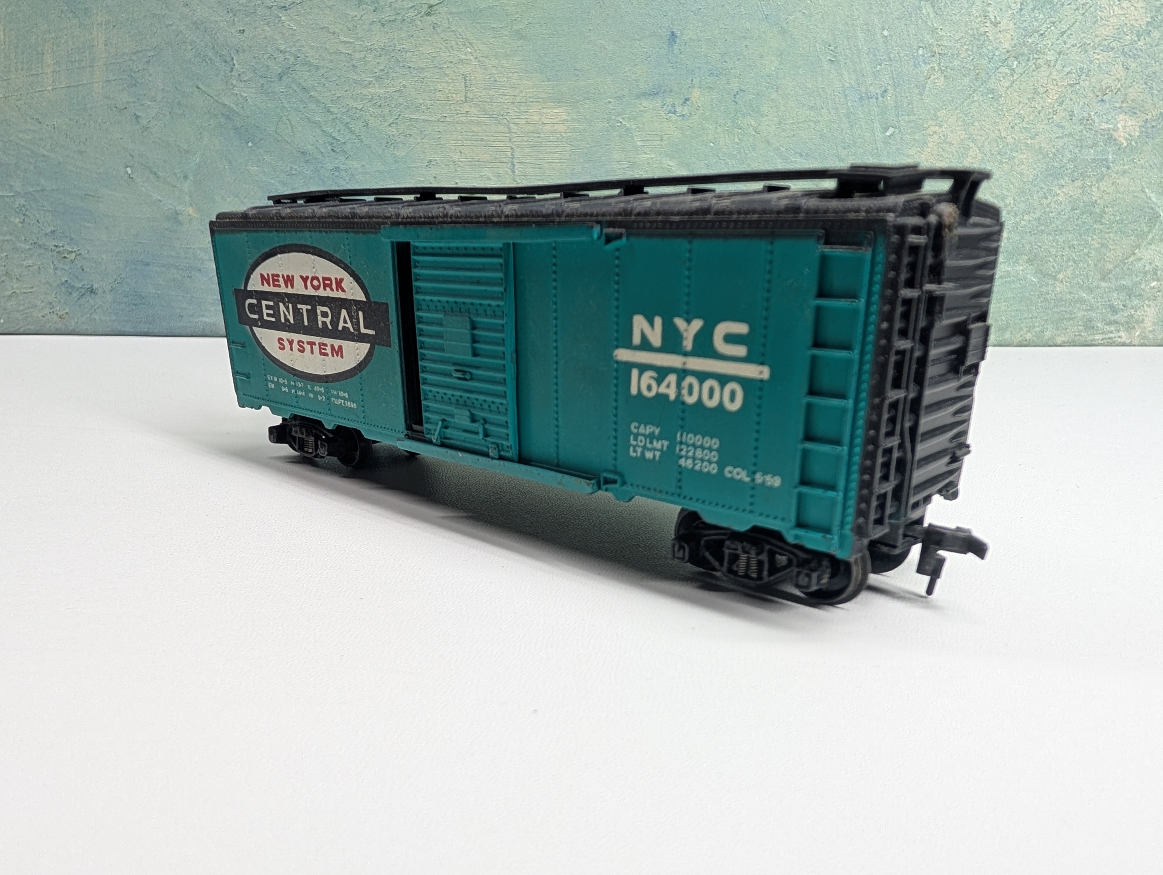 USED HO Scale 40' Box Car New York Central NYC #16400