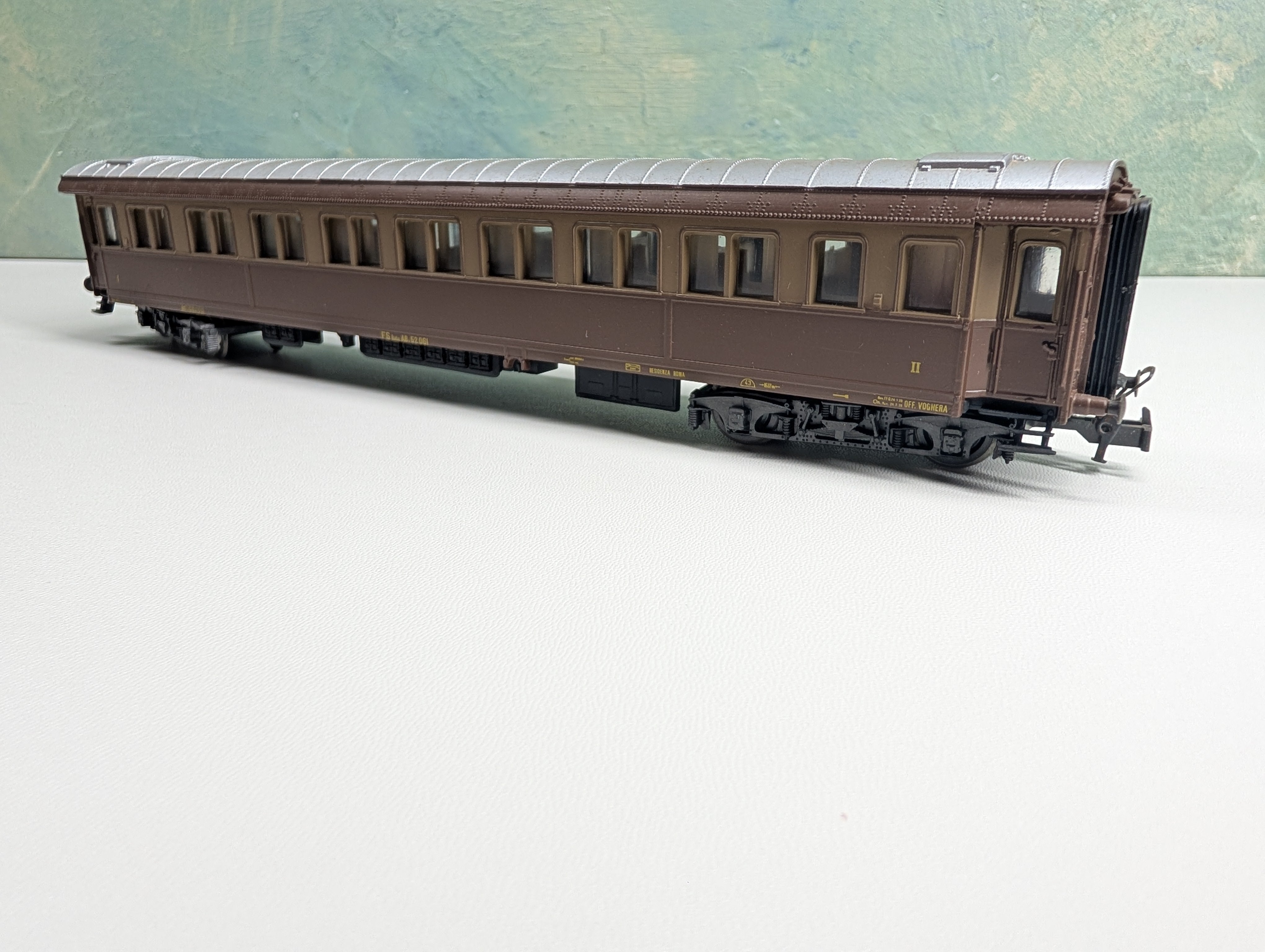 USED Rivarossi HO Scale Passenger Car, Coach FS AB 52061
