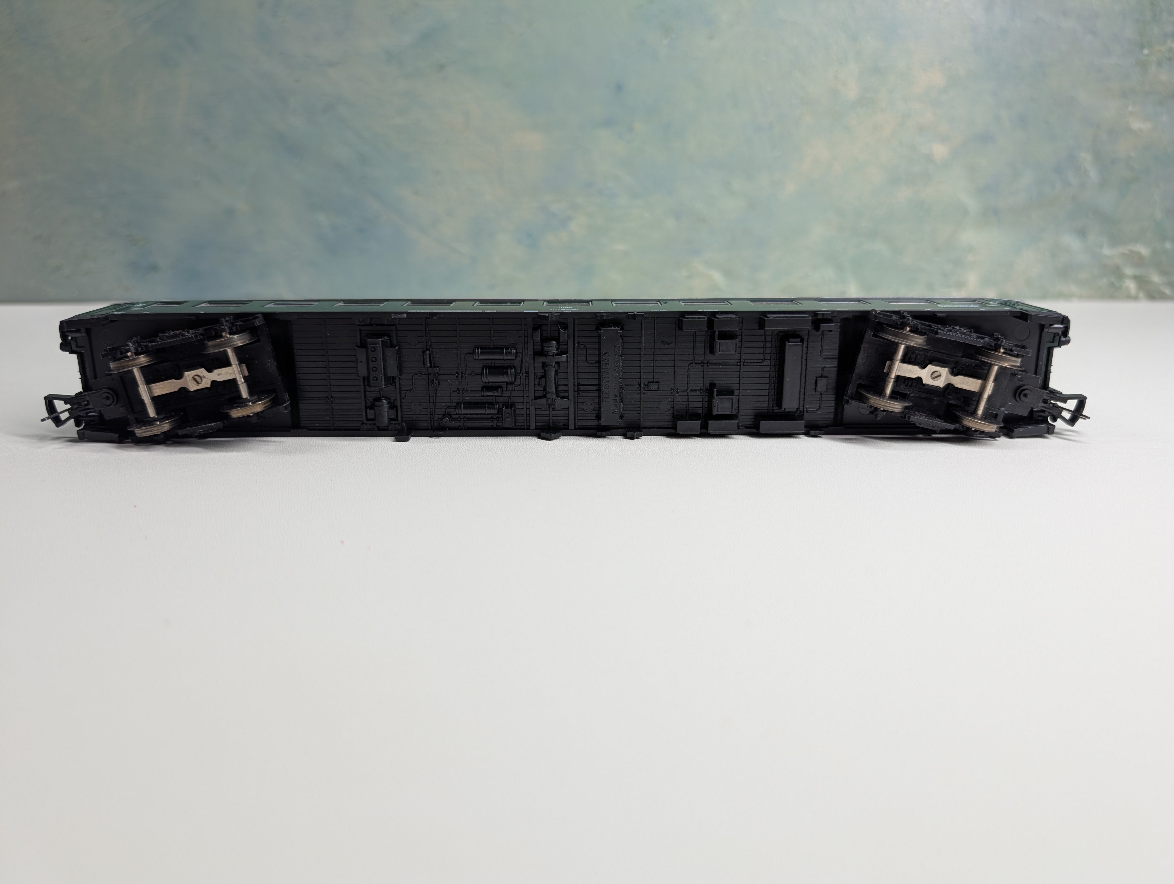 USED Fleischmann 5103 HO Scale Green Coach Passenger Car #DB 518022-70-217-0