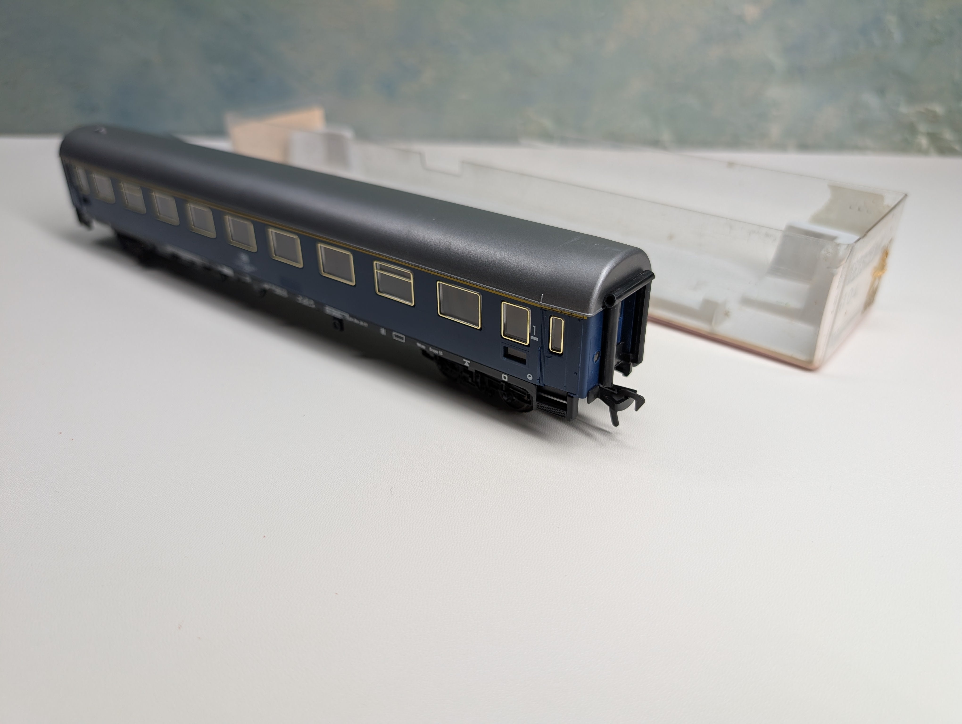 USED Fleischmann 5104 HO Scale Blue Coach Passenger Car #DB 518010-80-222-2