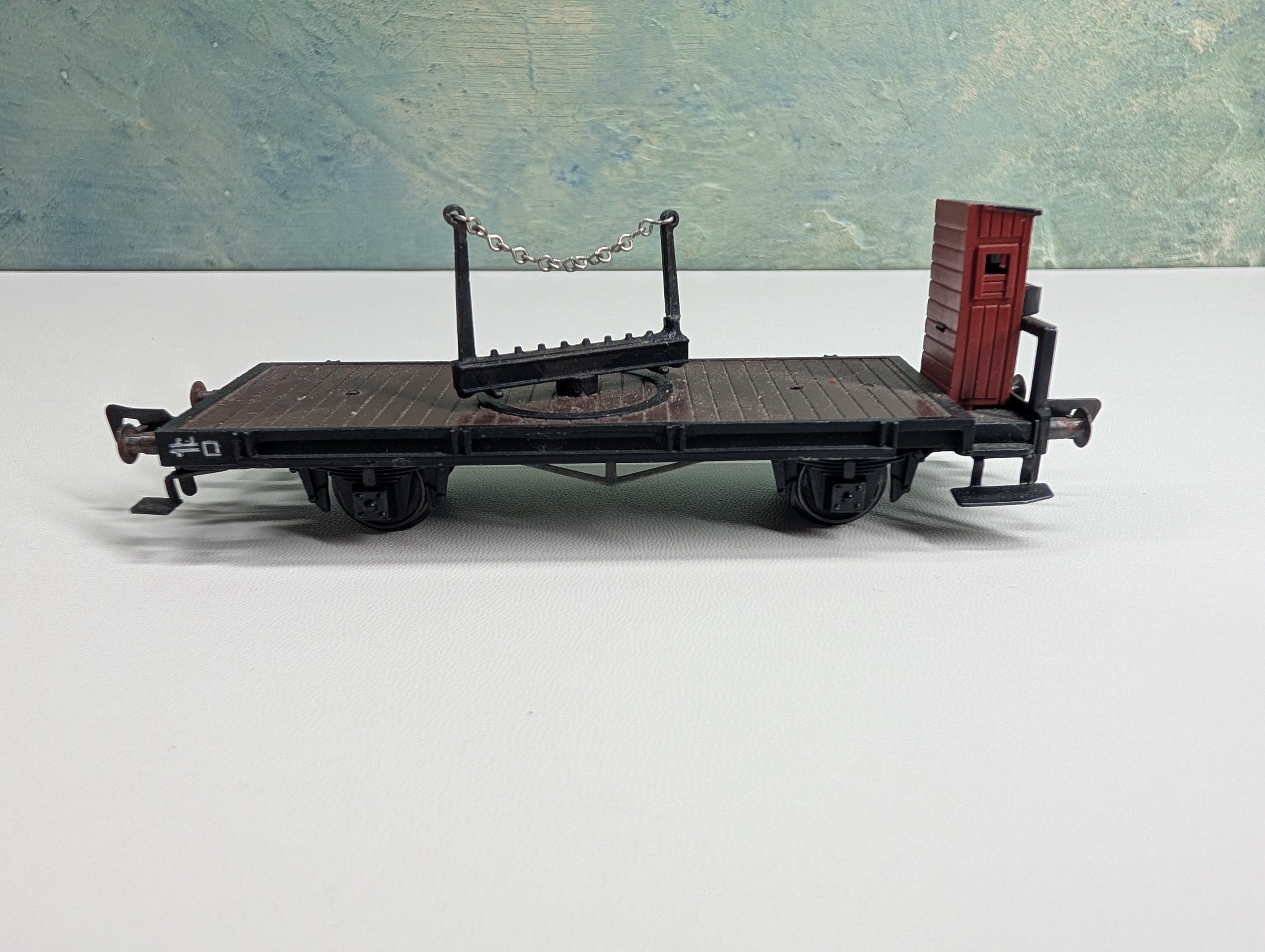 USED Fleischmann HO Scale Turntable Flat Car w/ Brakeman's Cab