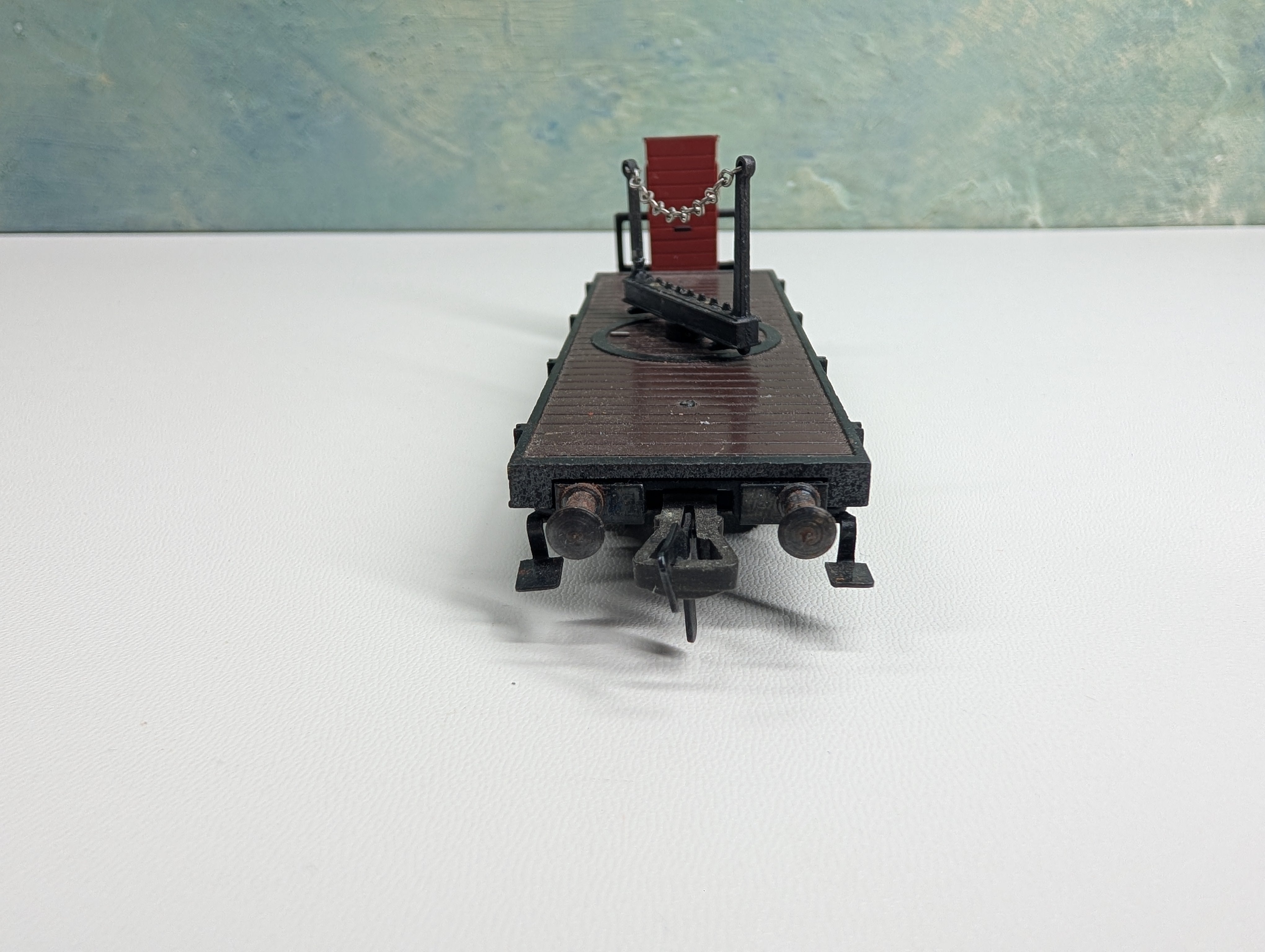 USED Fleischmann HO Scale Turntable Flat Car w/ Brakeman's Cab