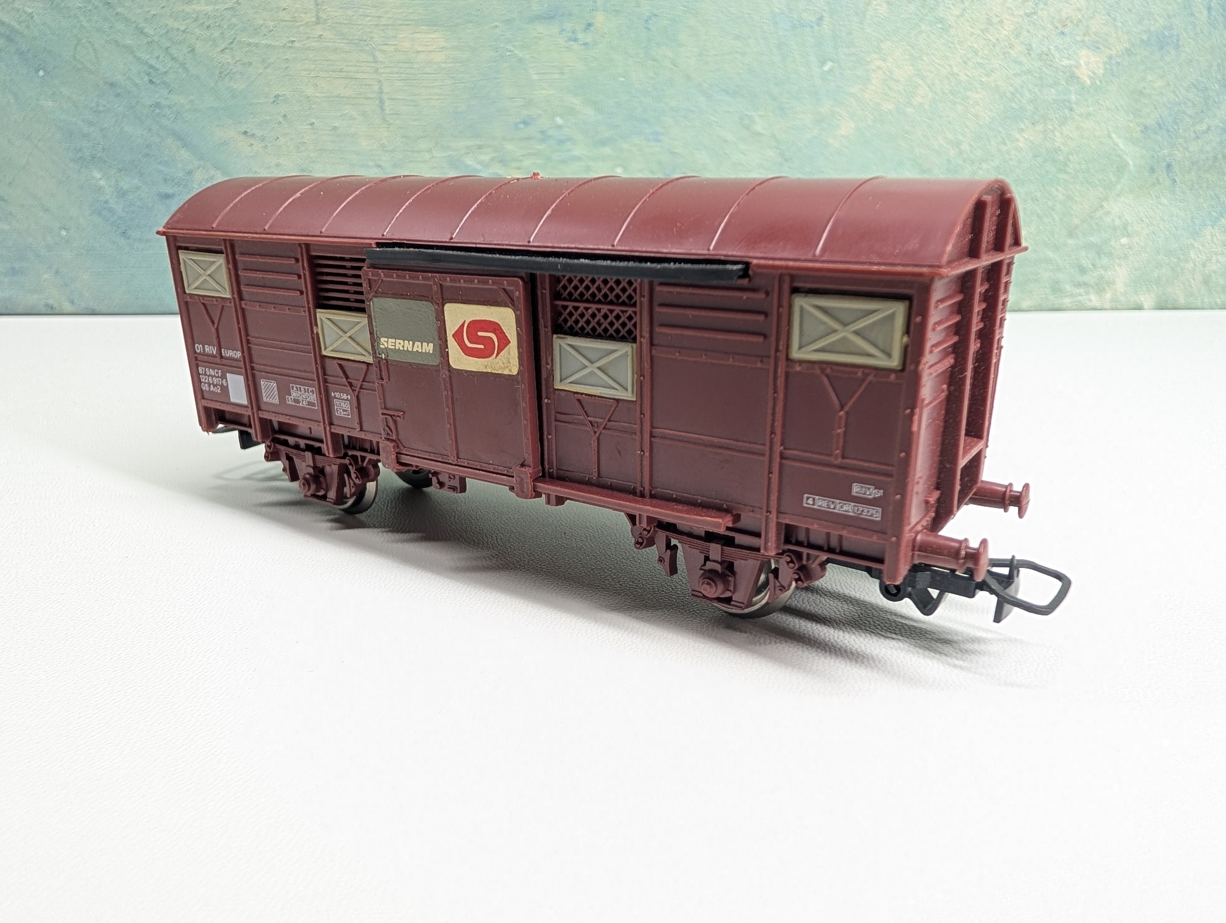 USED Jouef HO Scale Covered Wagon with Doors Sernam