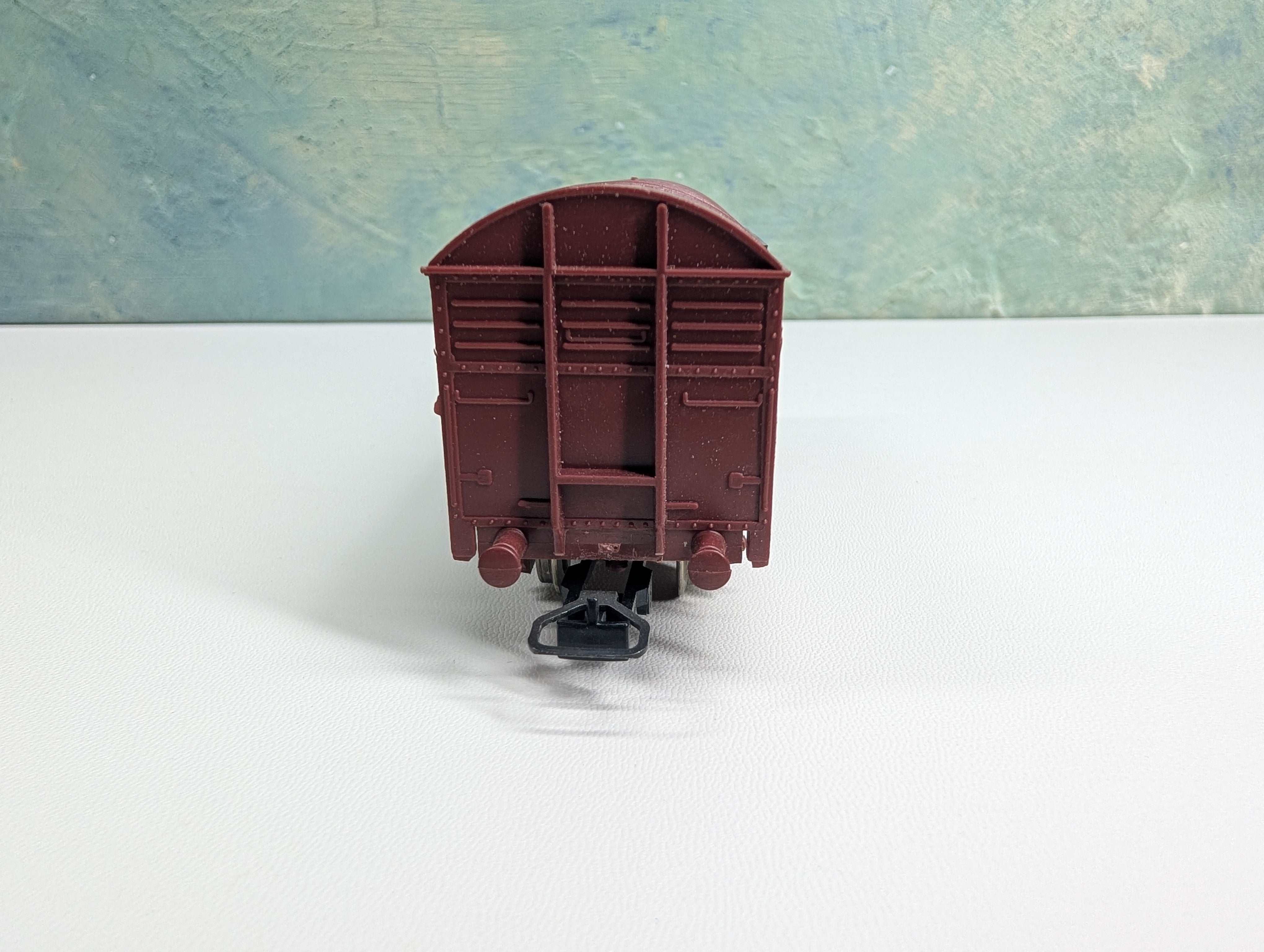 USED Jouef HO Scale Covered Wagon with Doors Sernam