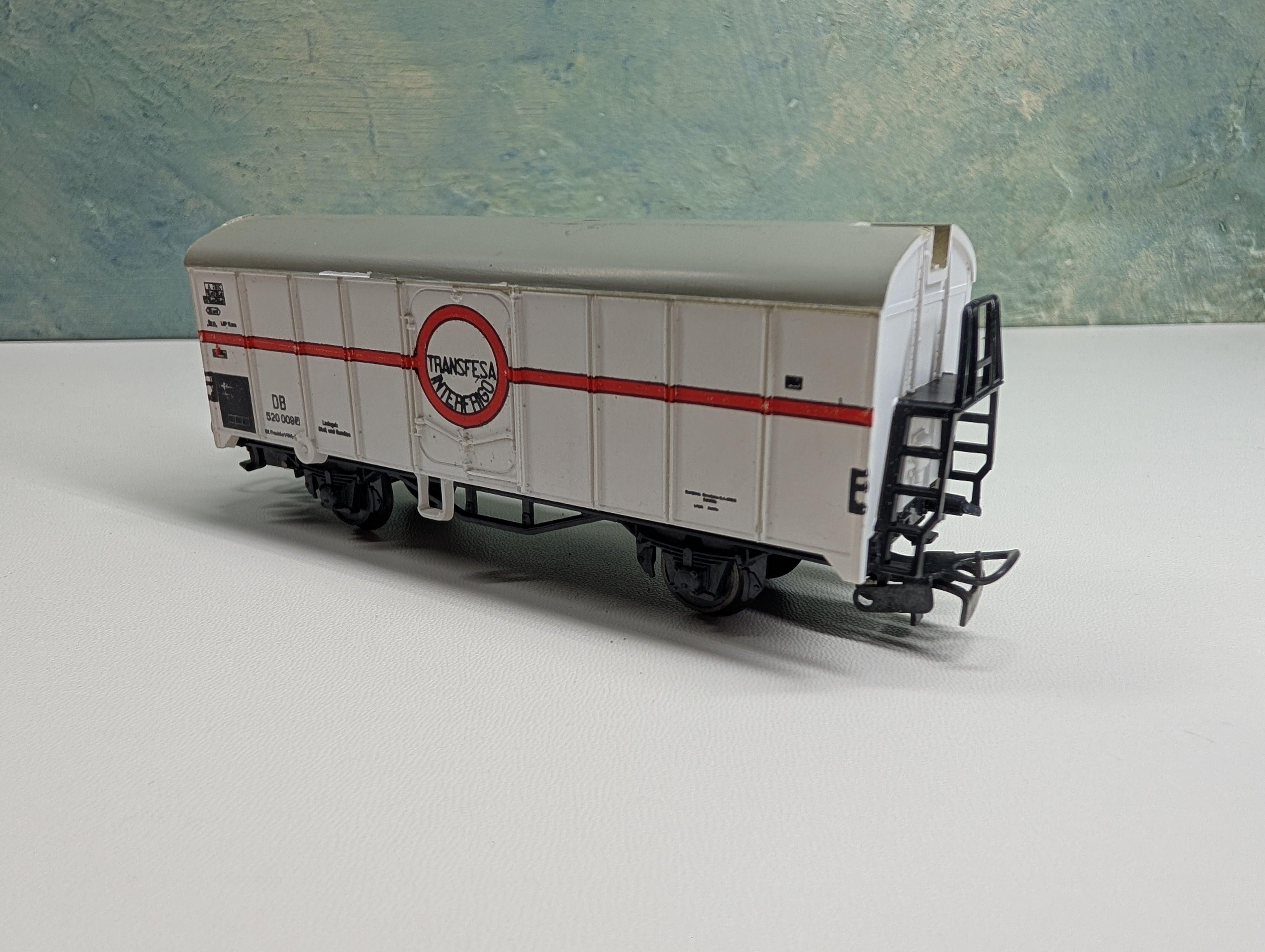 USED Liliput HO Scale Beer Wagon, Beer Car Transfesa Interfrigo #DB 520009P
