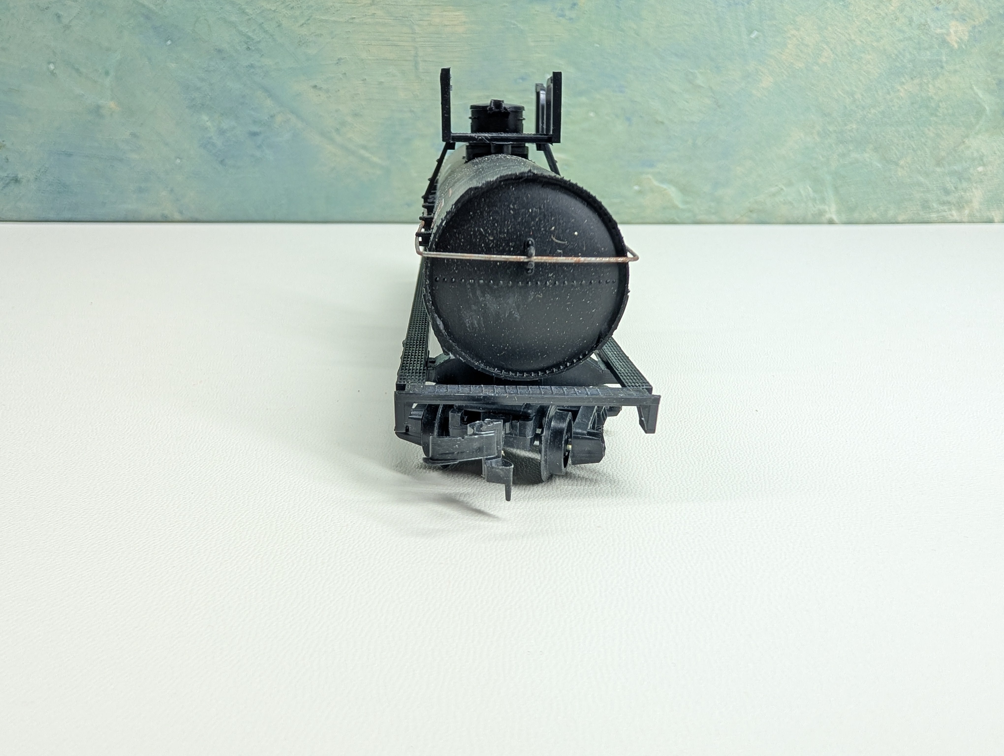 USED HO Scale Tank Car Burlington CB&Q #130047