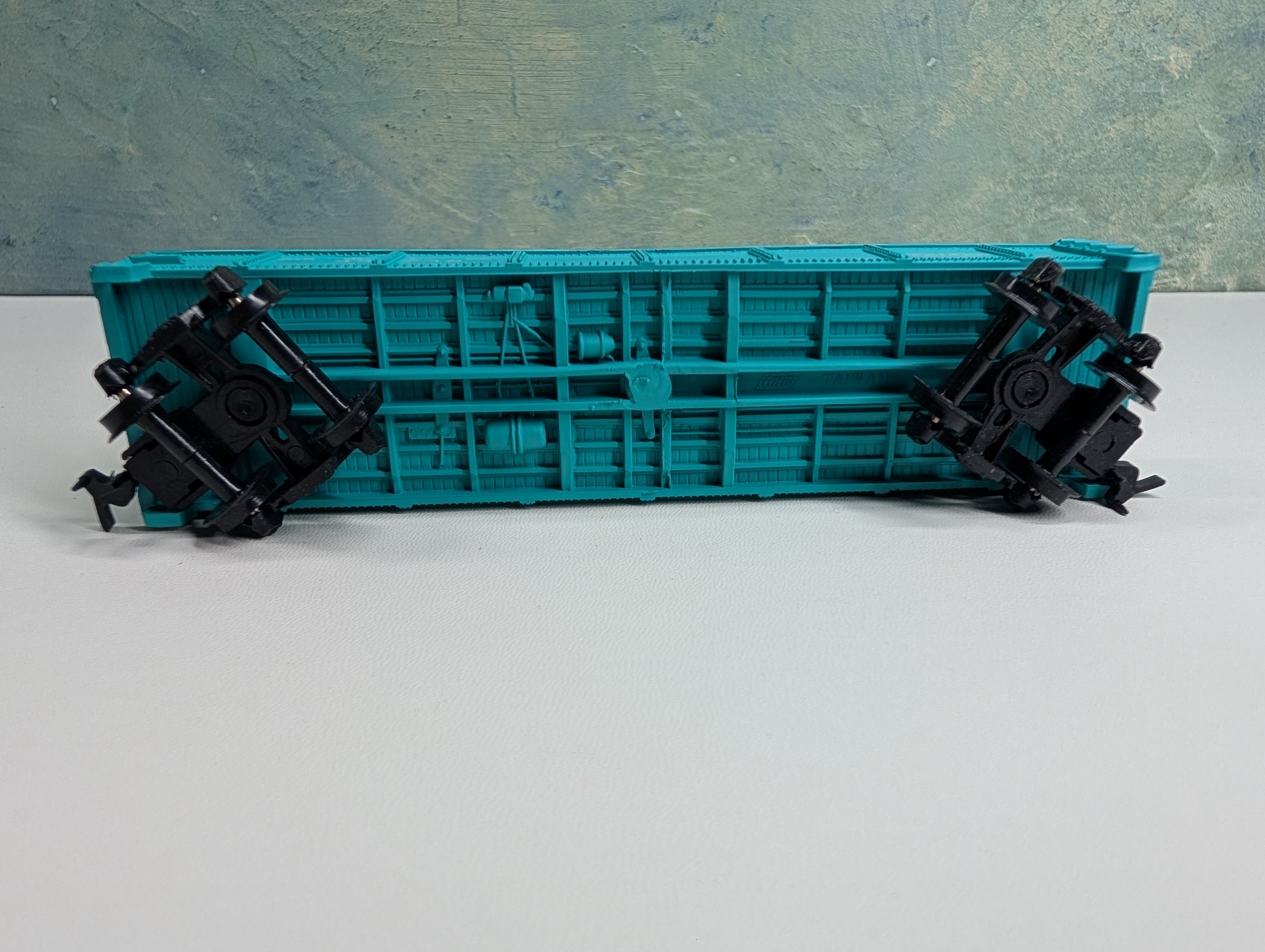 USED AHM HO Scale Gondola w/ Load Pittsburgh and Lake Erie P&LE #43245