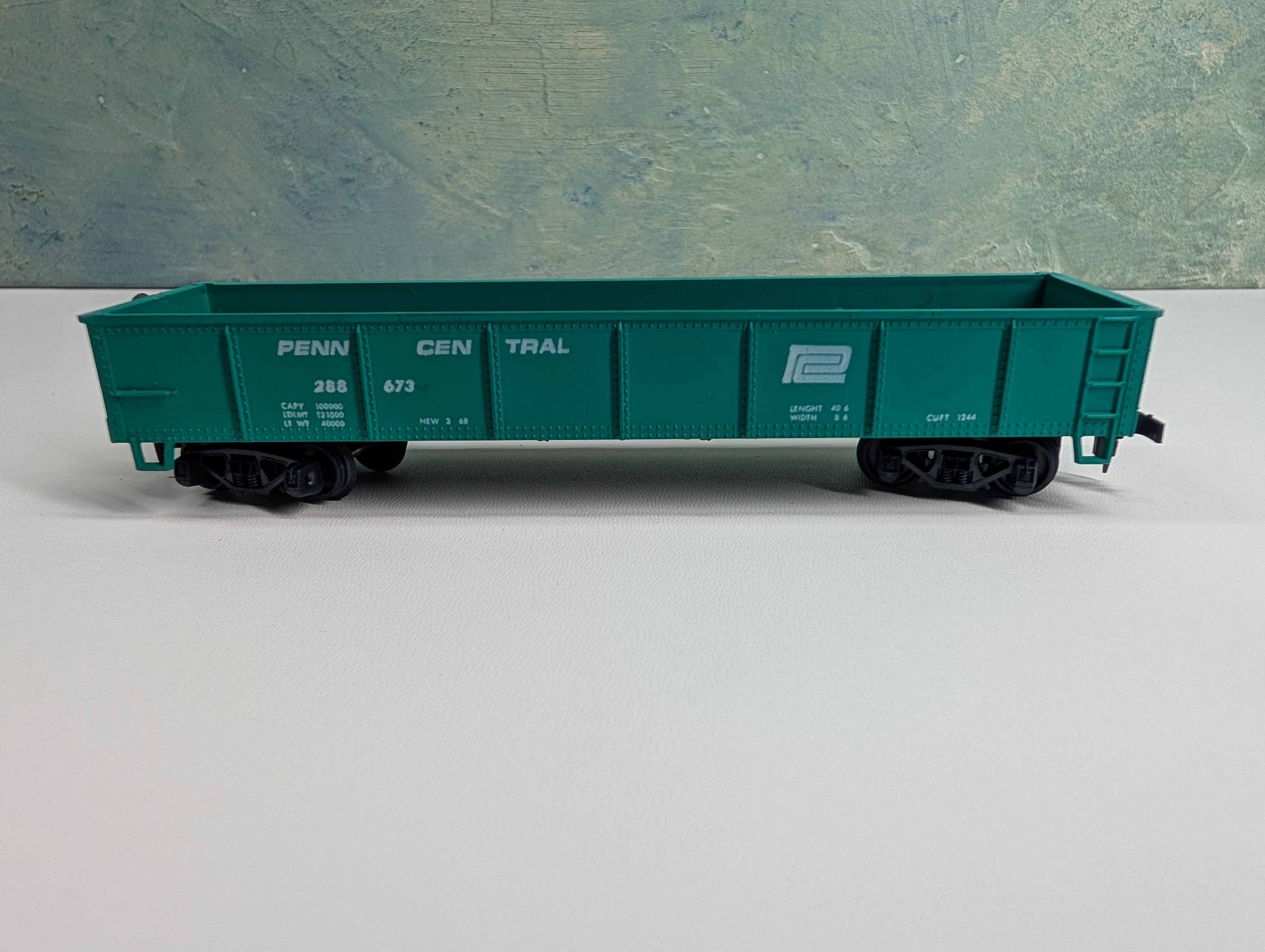 USED Roco HO Scale Gondola Penn Central PC #288673
