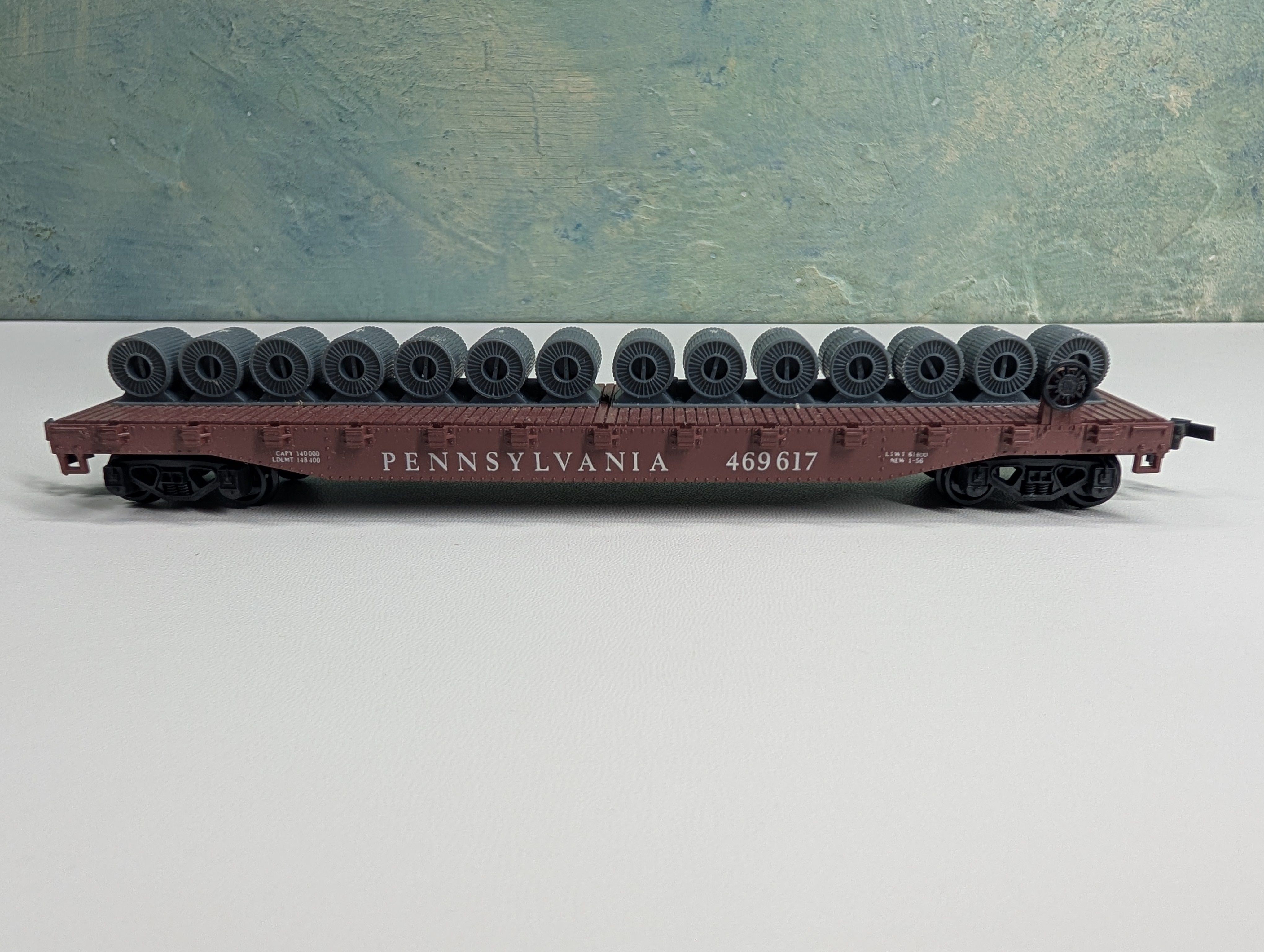 USED Lima HO Scale Flat Car with Coil Load Pennsylvania PRR #469617